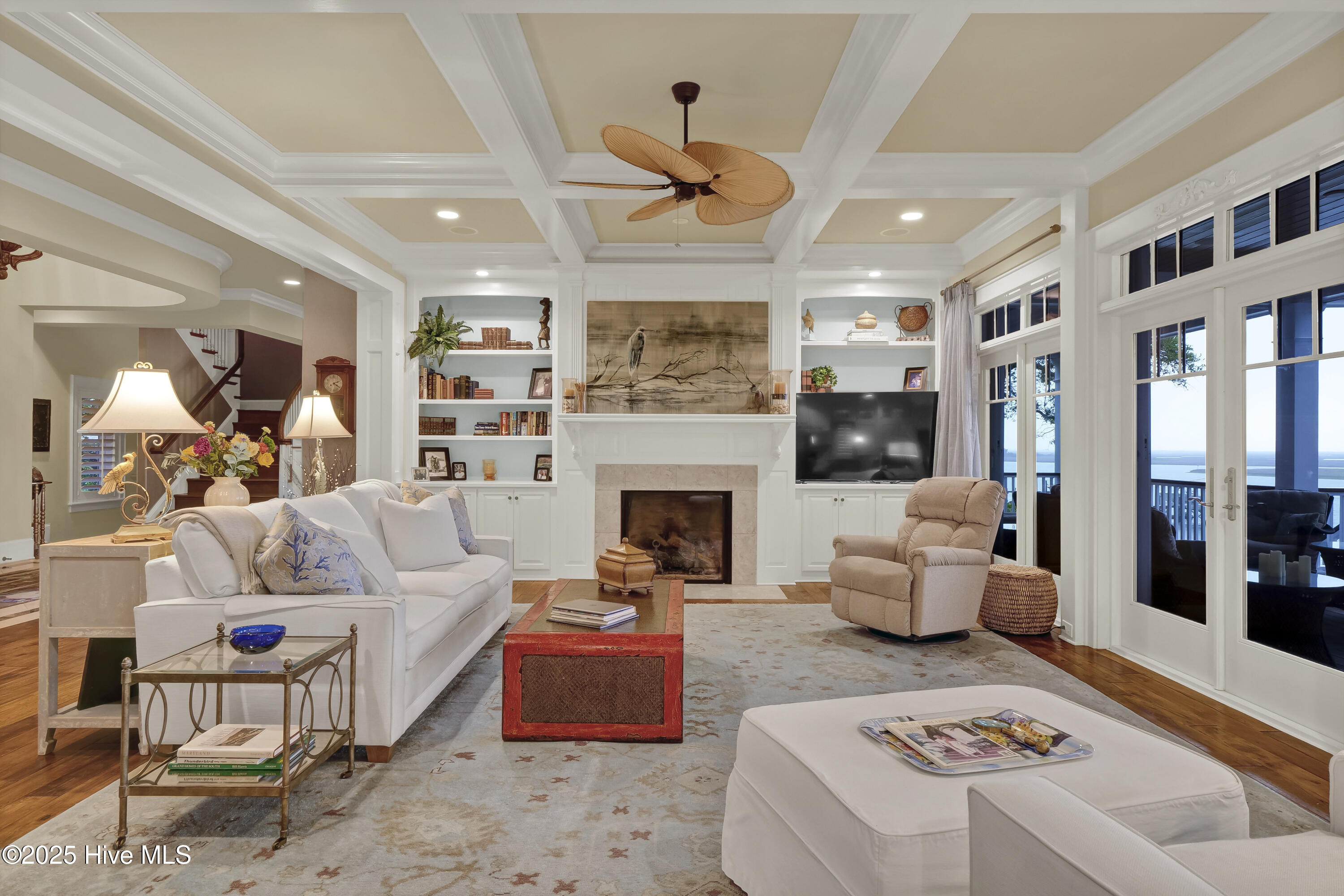 100504113 | Photo 12