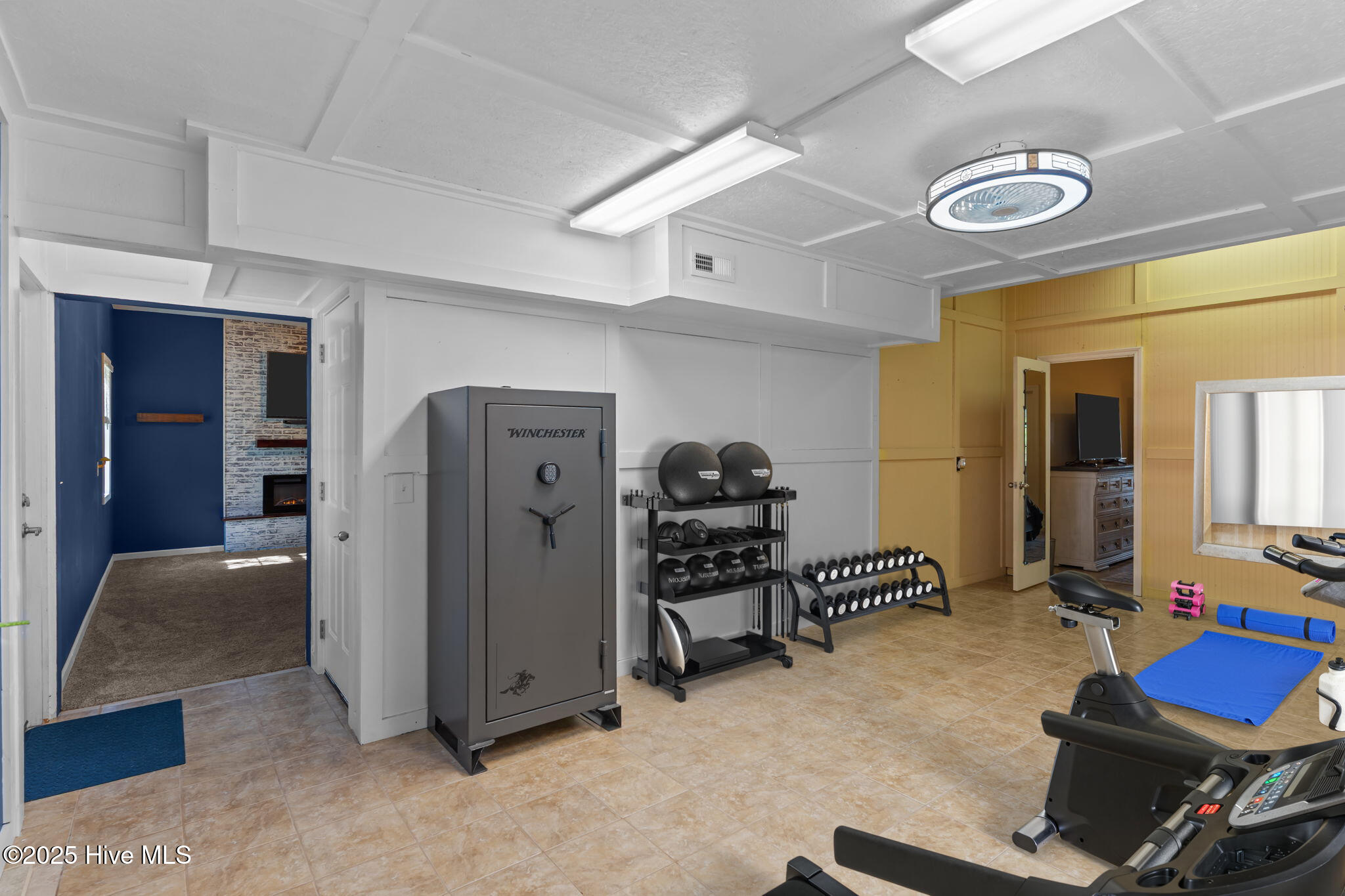 100540353 | Photo 31