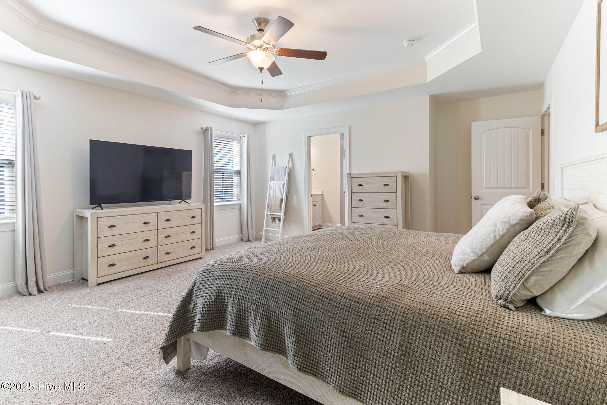 100536642 | Photo 22