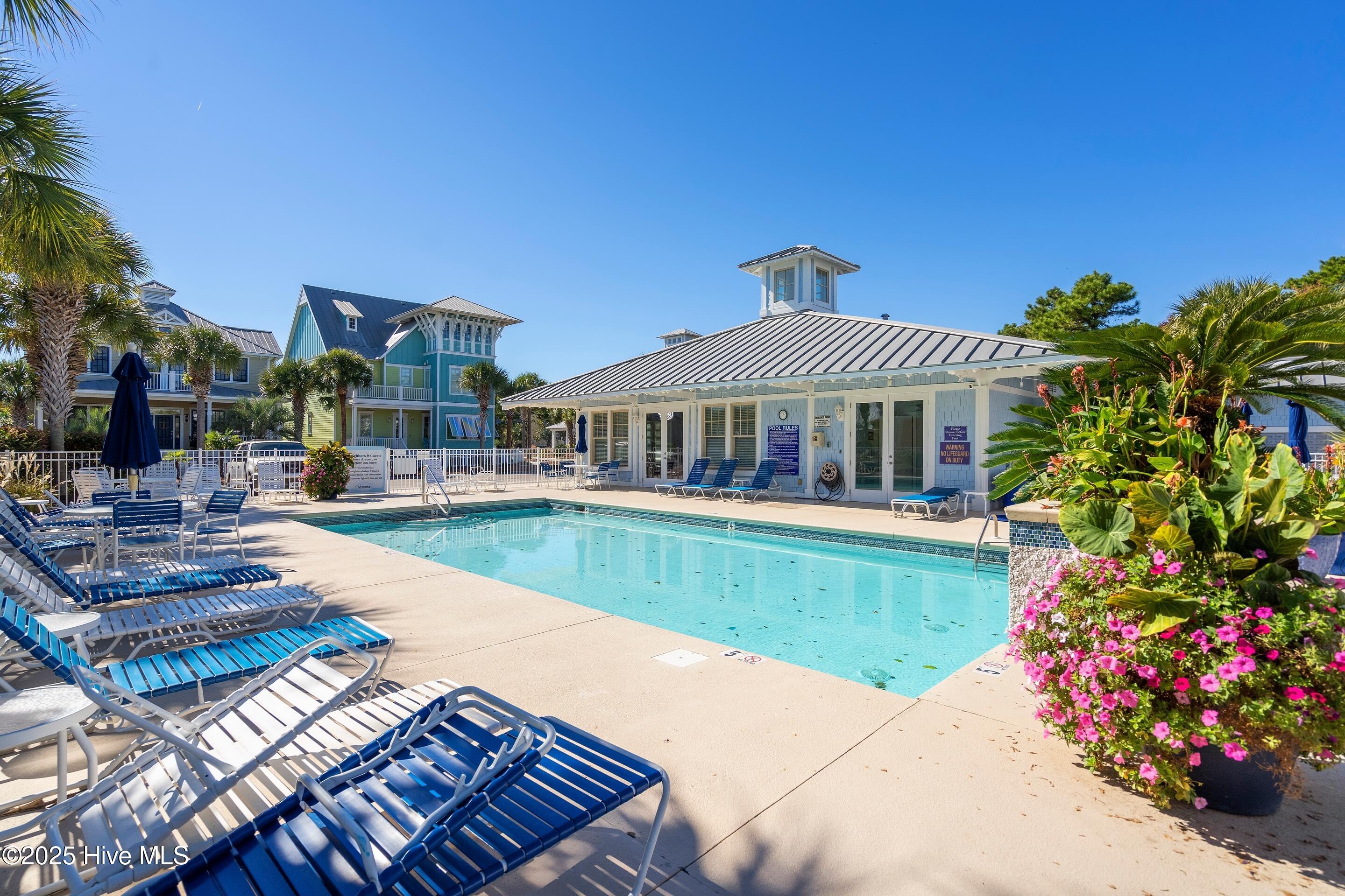 100536198 | Photo 19