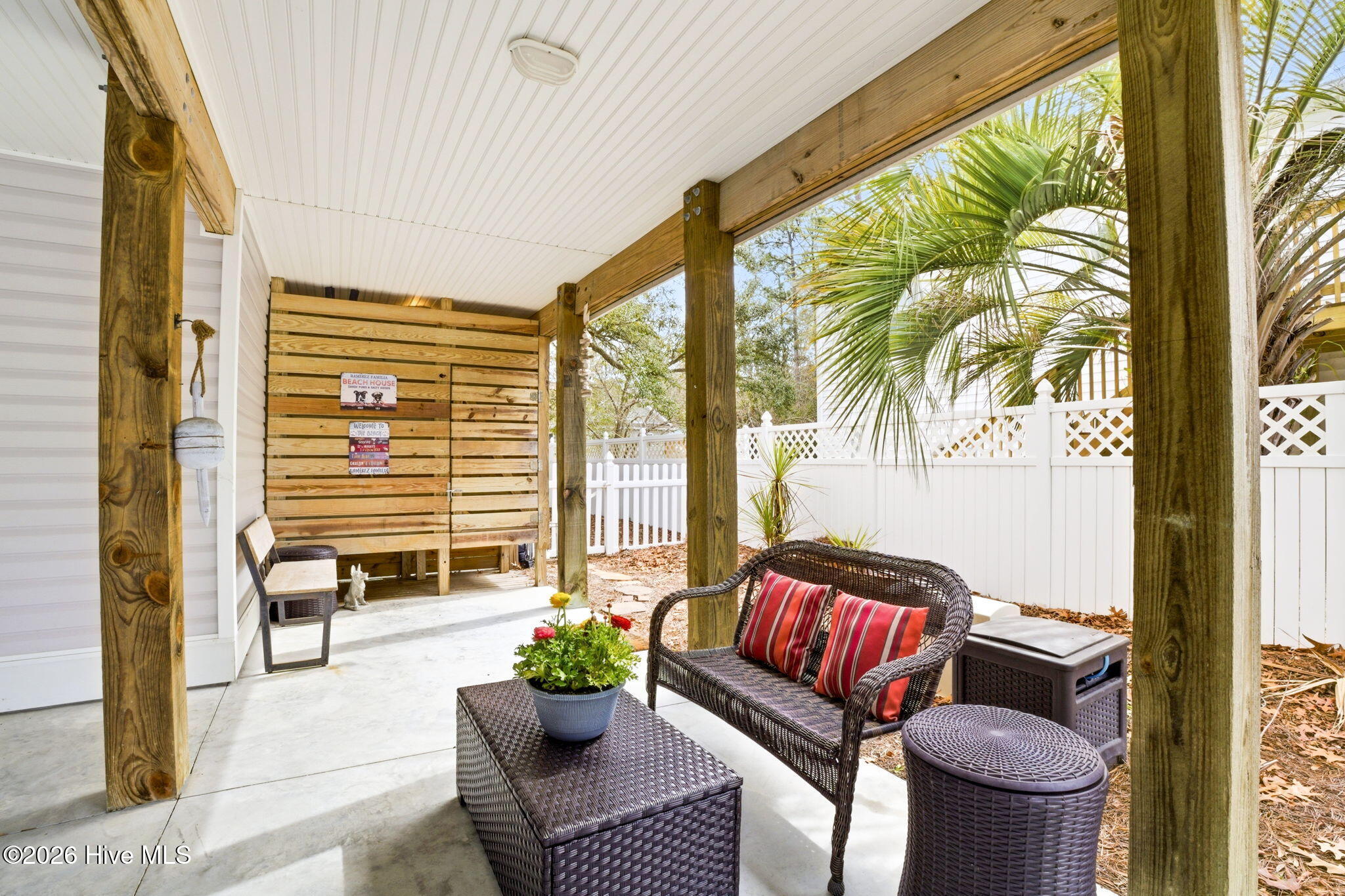 100554036 | Photo 28