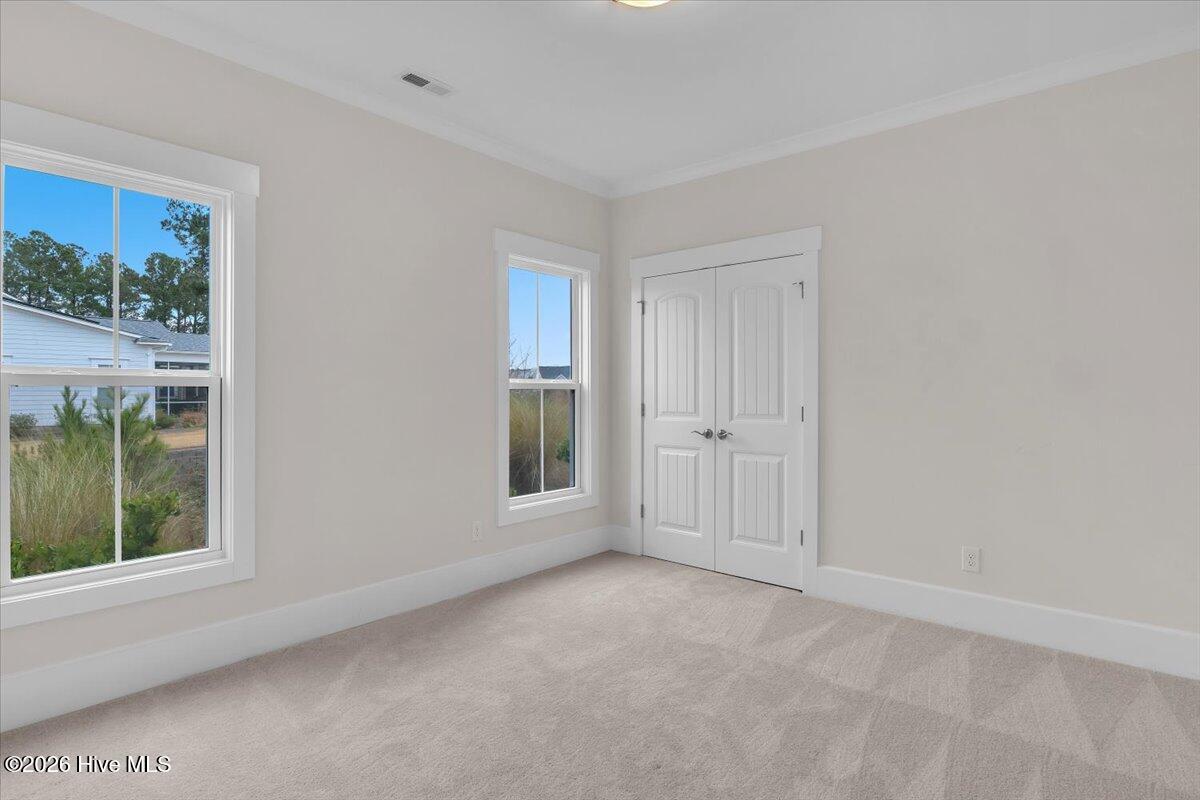 100548797 | Photo 23