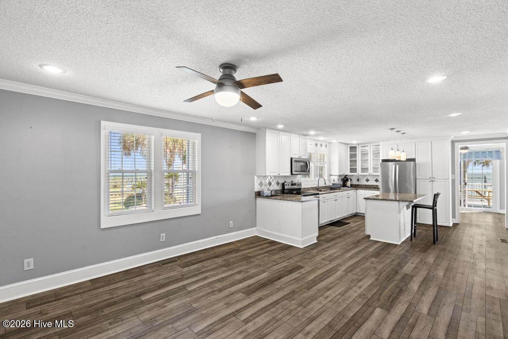 173 Salter Drive,Newport