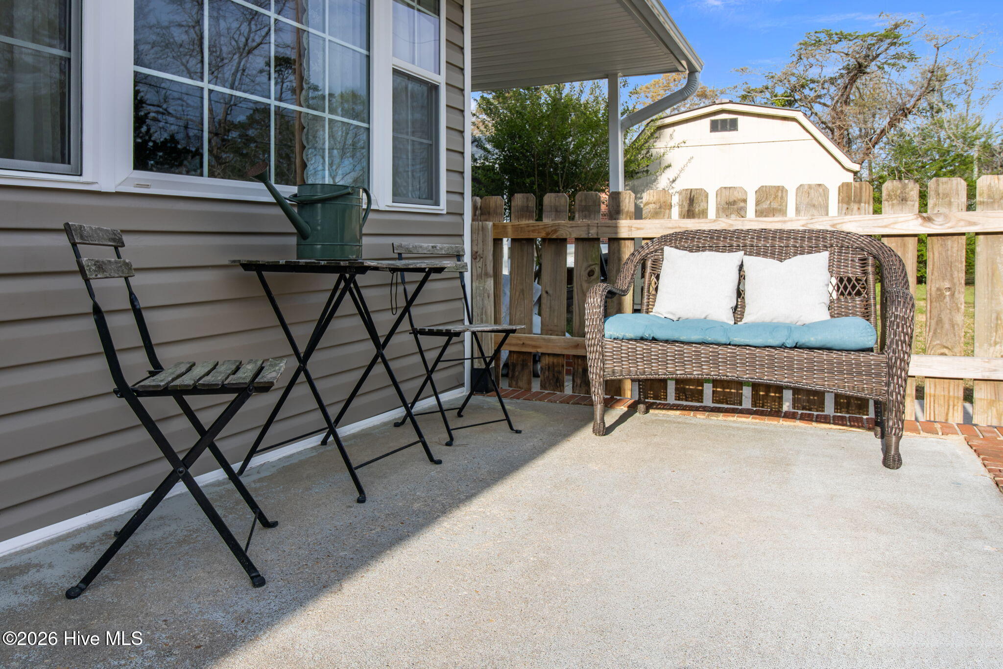 100561394 | Photo 26