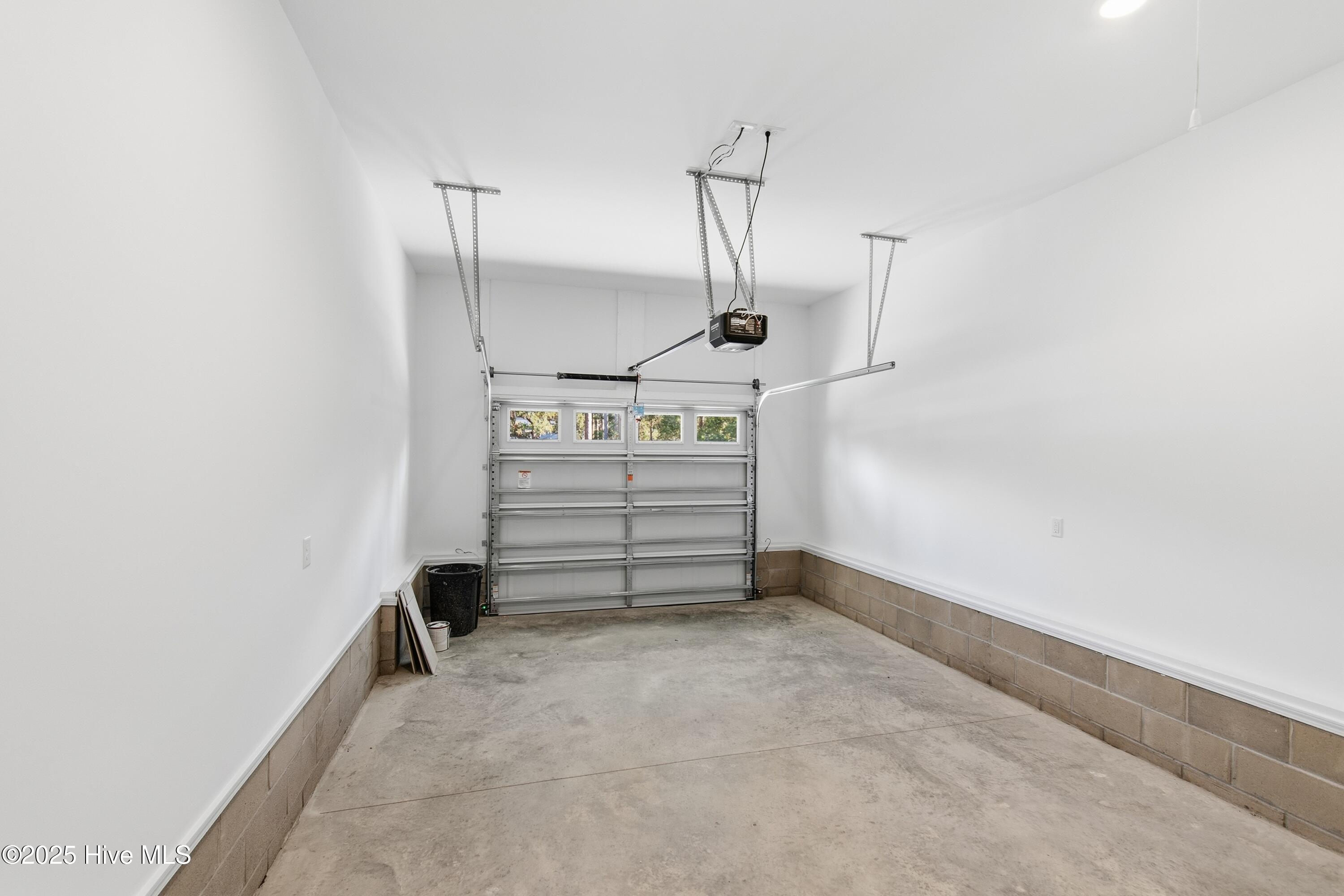 100505840 | Photo 34