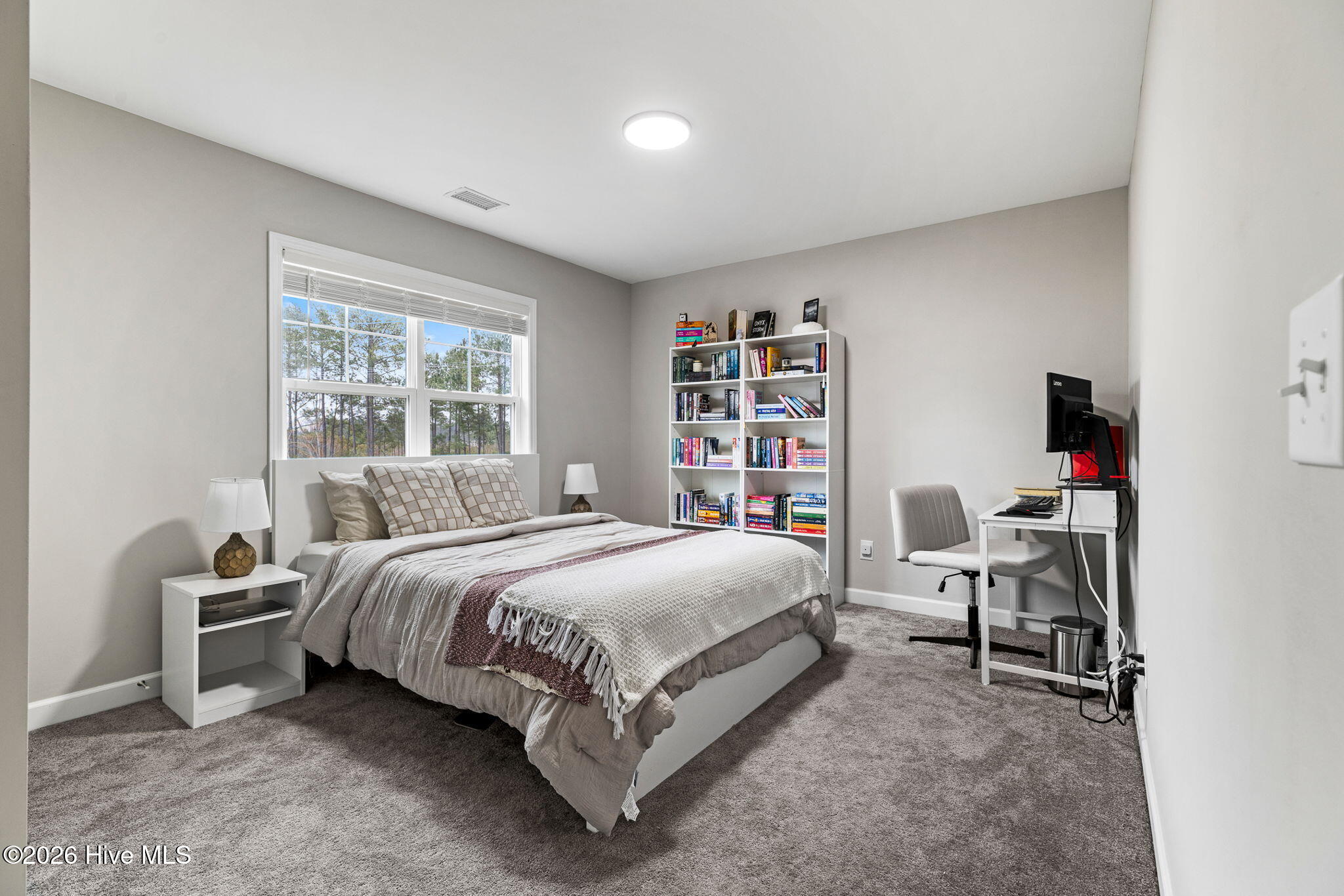 100554738 | Photo 27