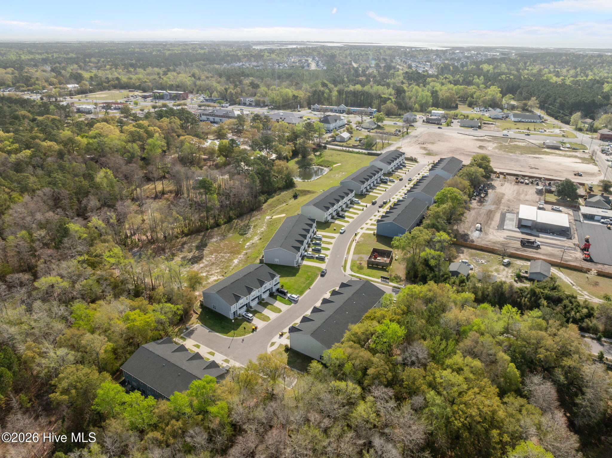 100564806 | Photo 27