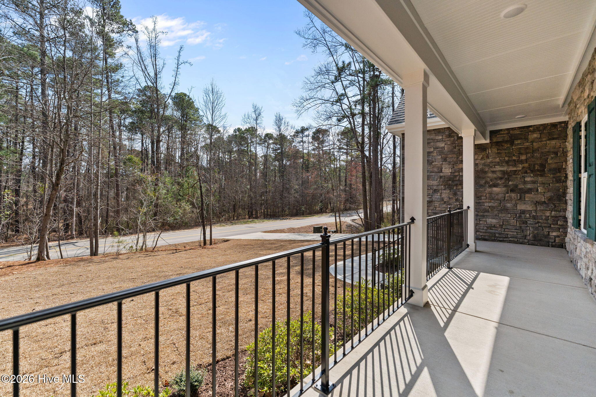 180 Longleaf Drive