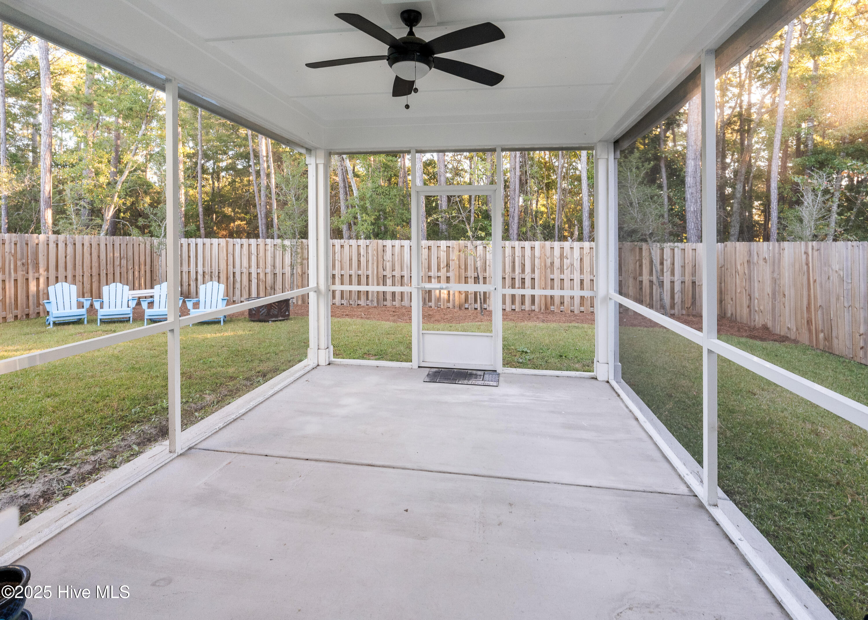 100539814 | Photo 31