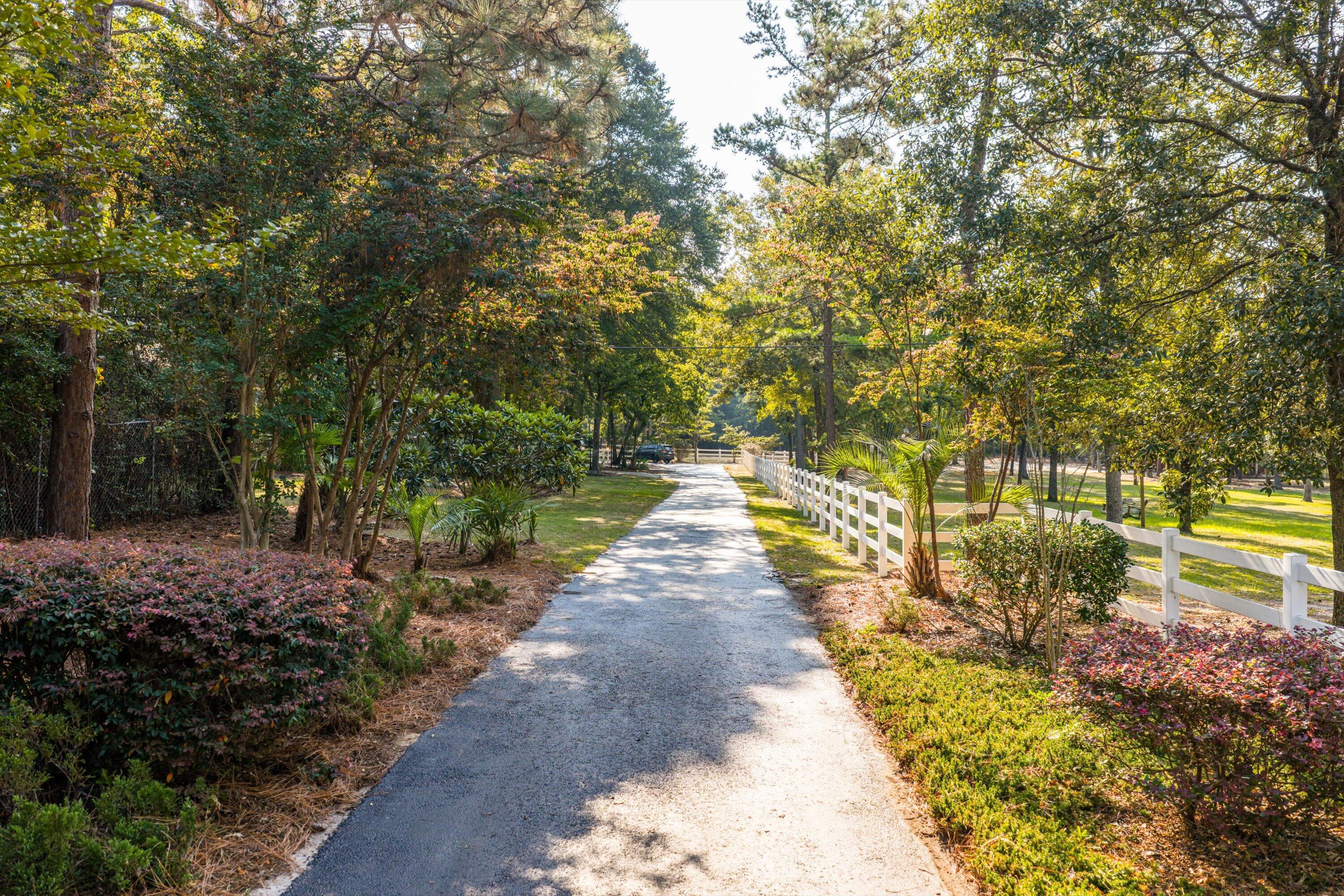 Homes for sale in North Augusta, SC | 877 W Five Notch Rd, North Augusta, SC 29860 | MLS# 547366