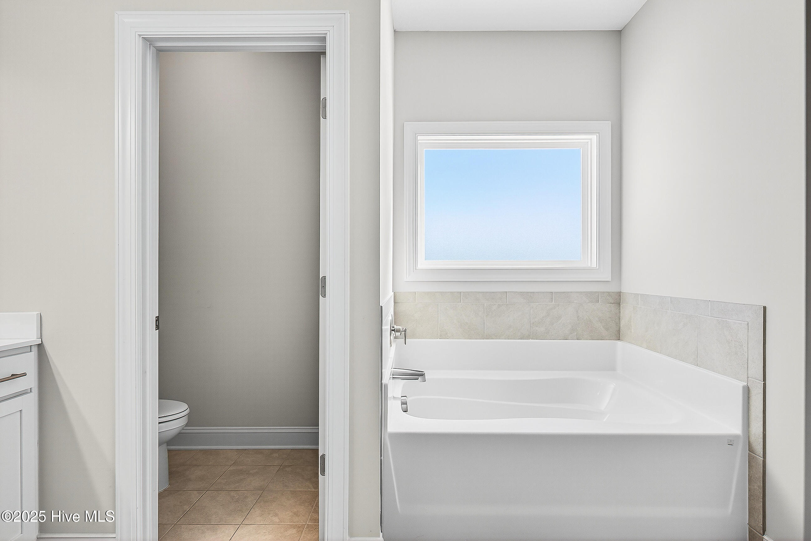 100539461 | Photo 15