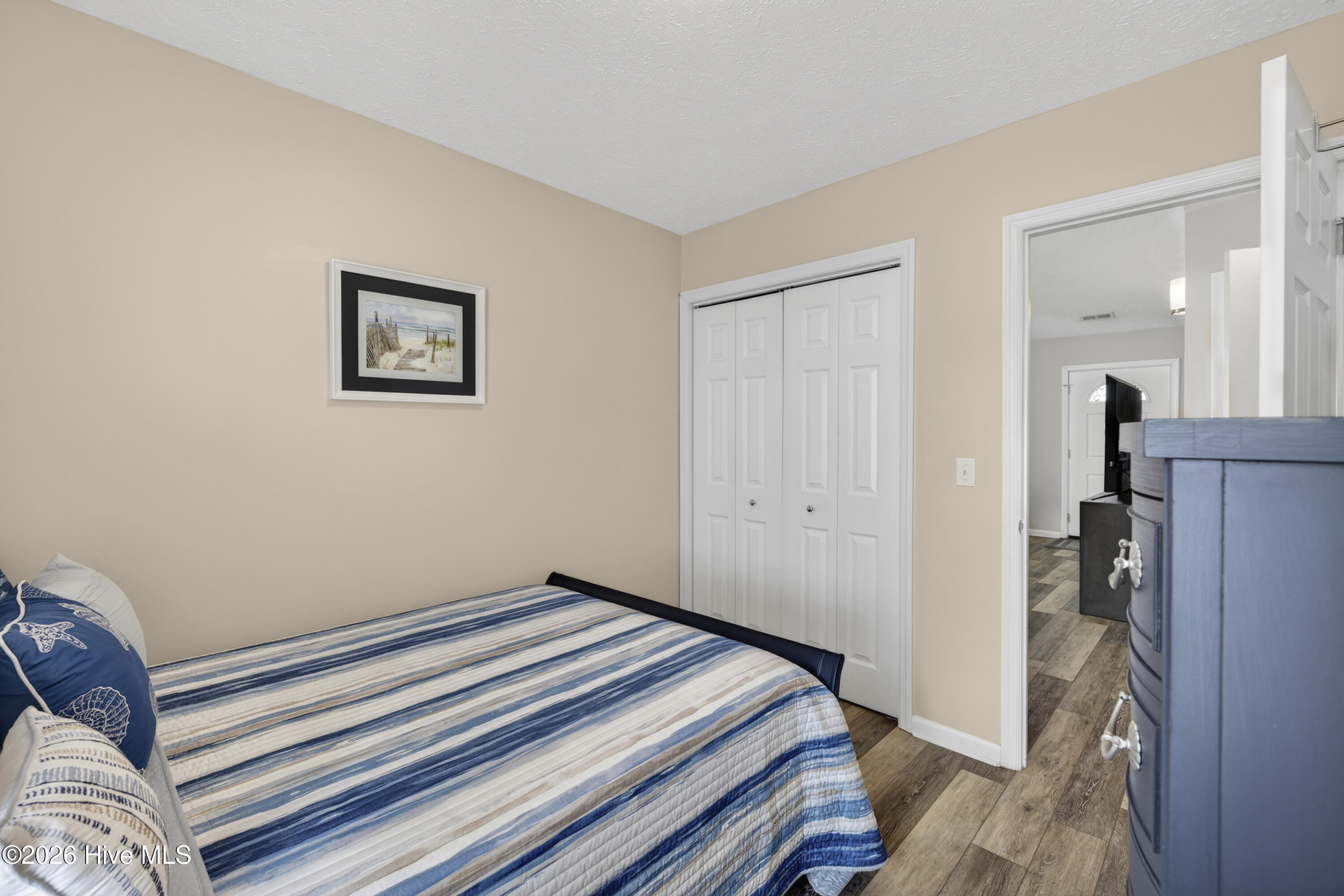 100557821 | Photo 22