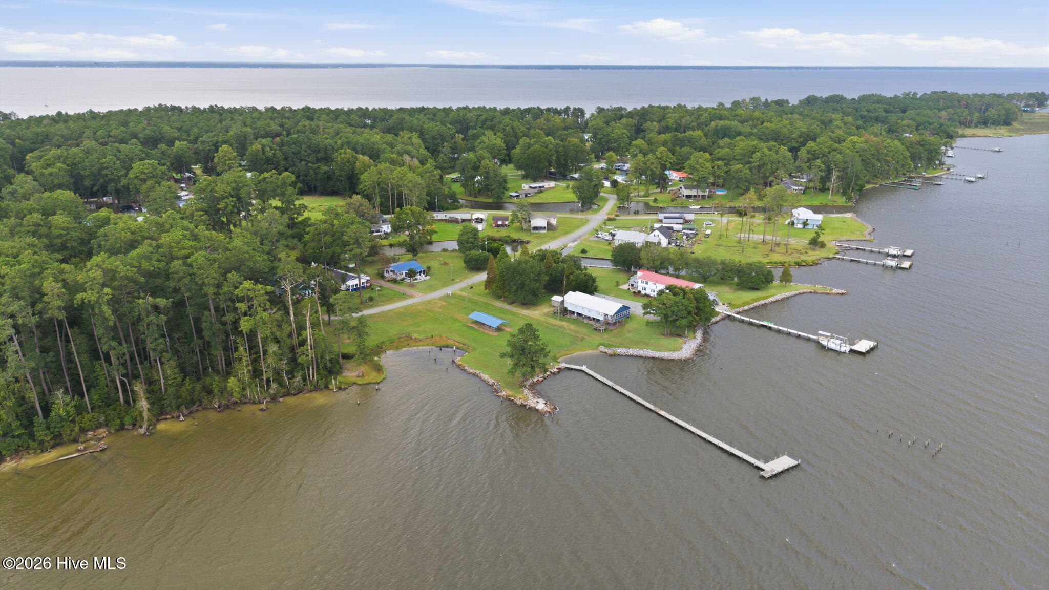 Community Waterfront Lot & Pier