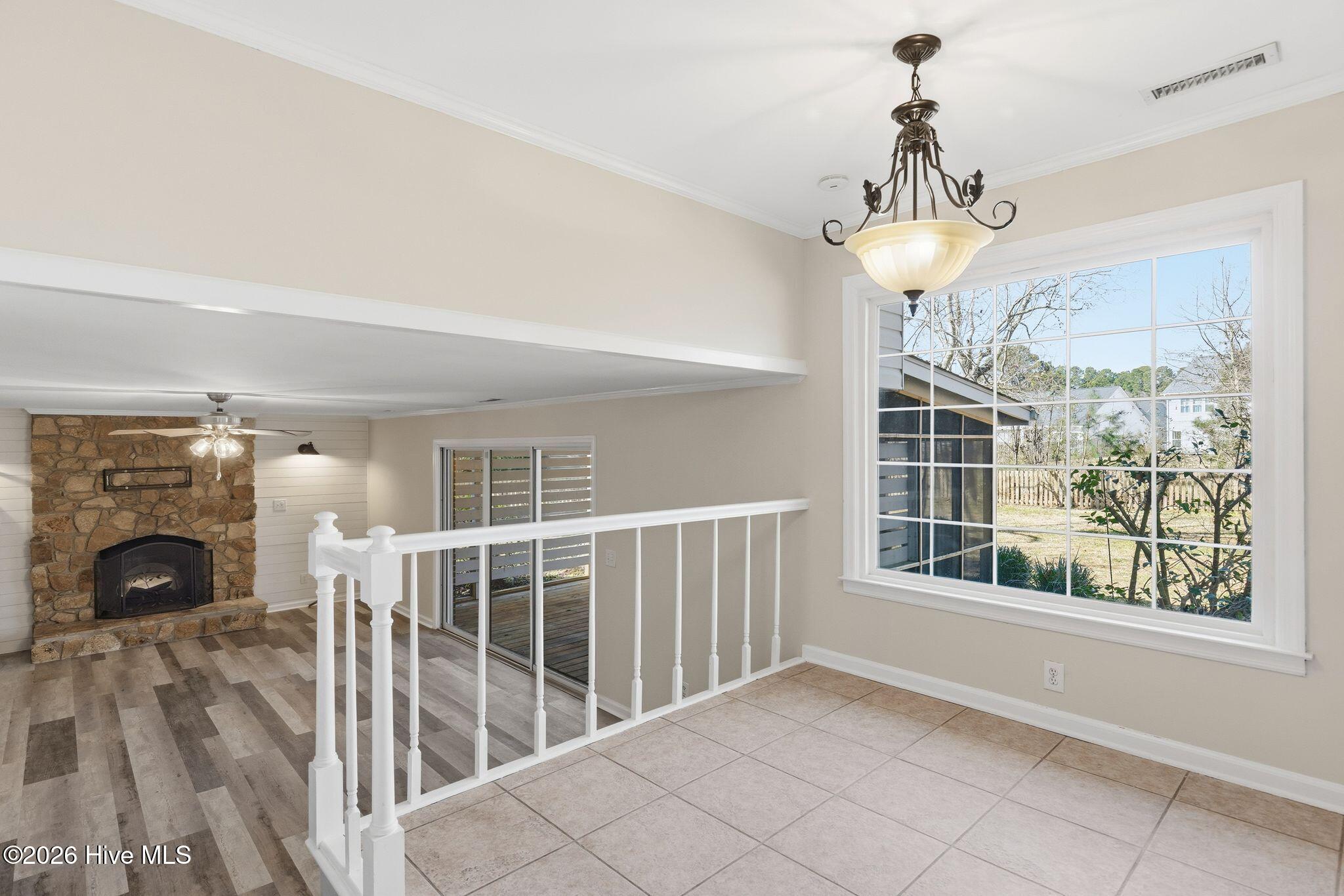 100554538 | Photo 21