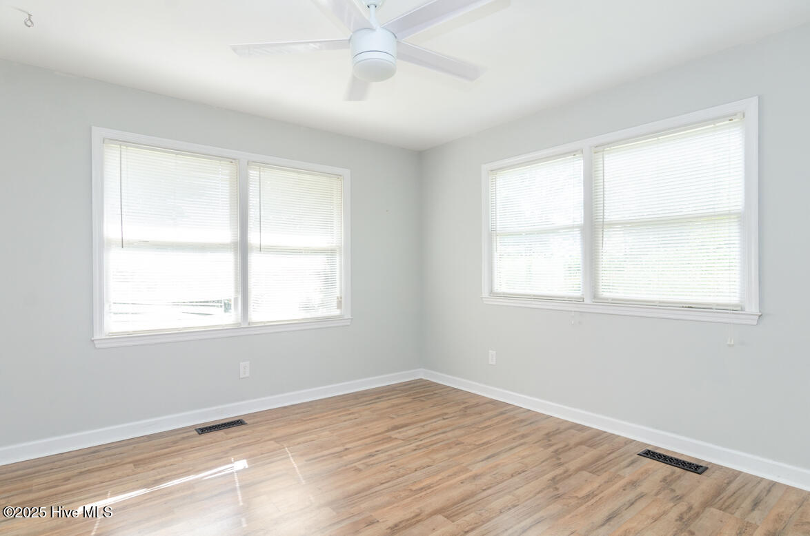 100511251 | Photo 22