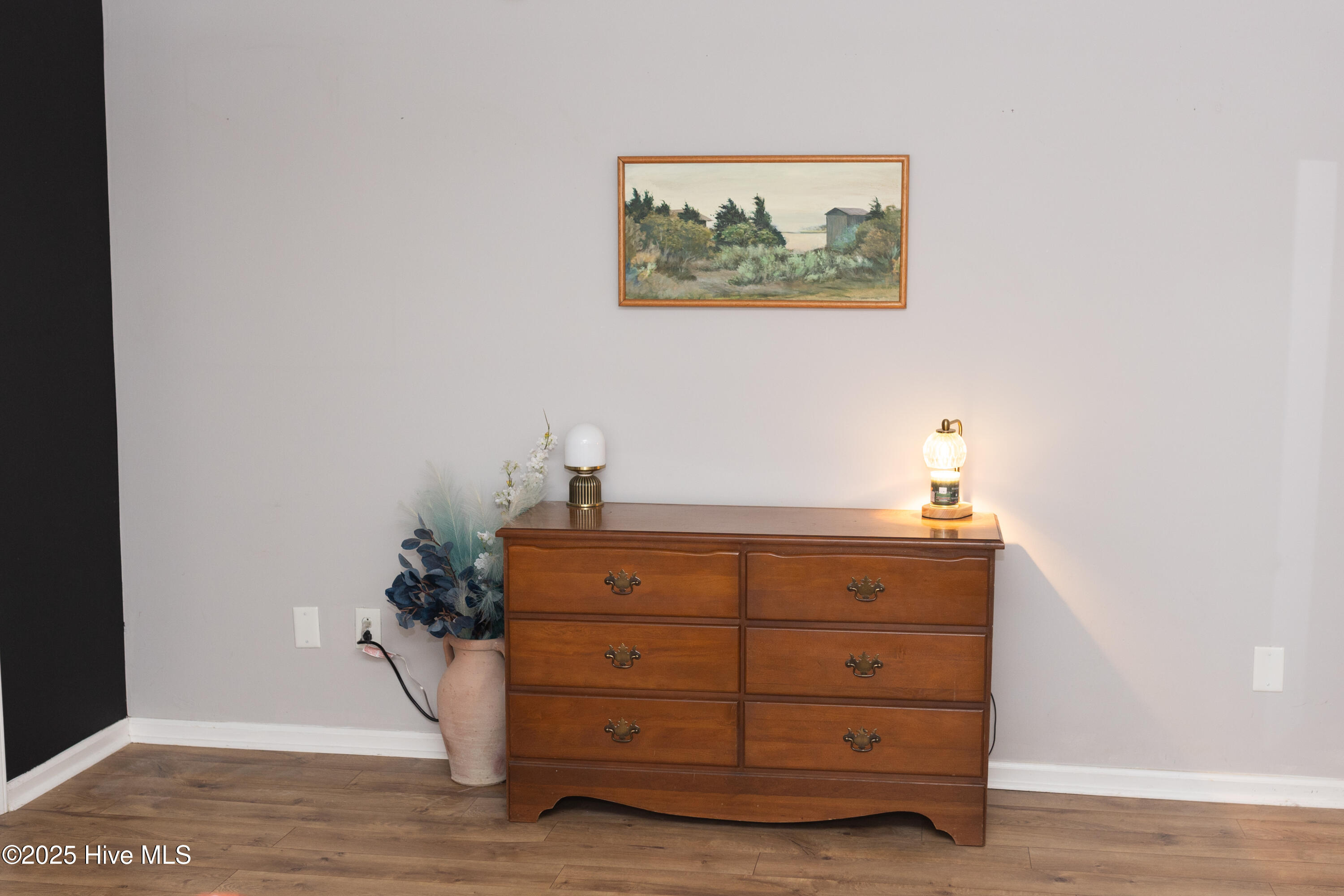 100540057 | Photo 14