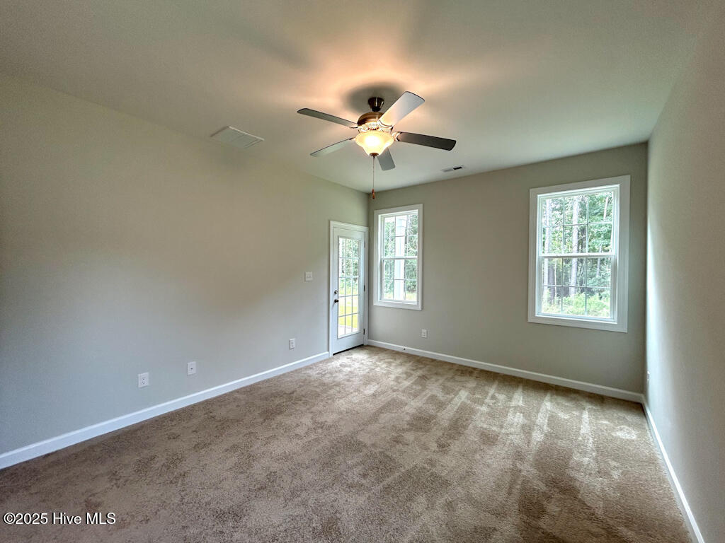 100513411 | Photo 45