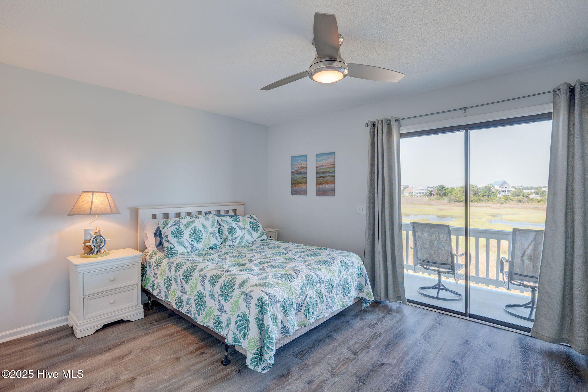 100531579 | Photo 23