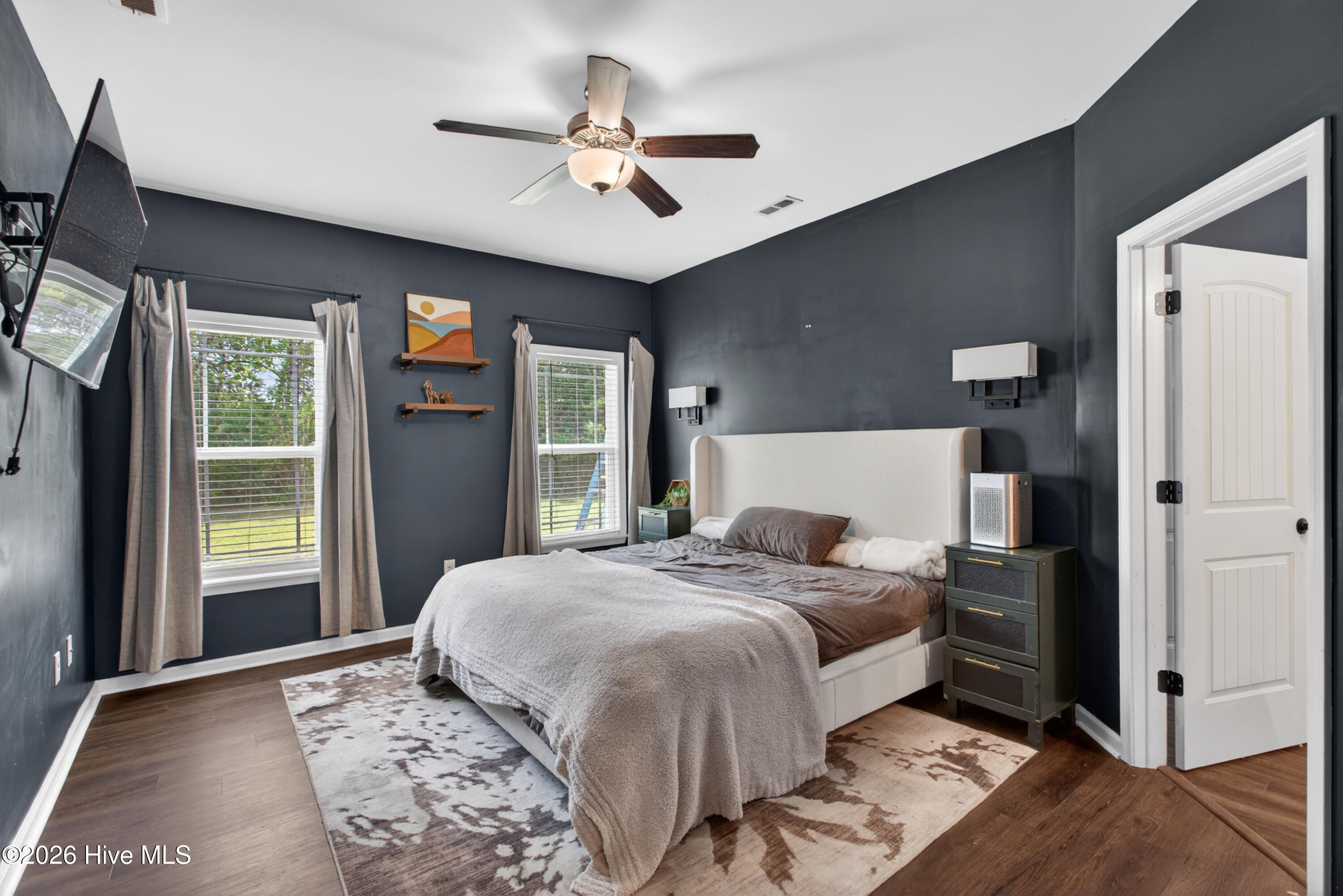 100566078 | Photo 18