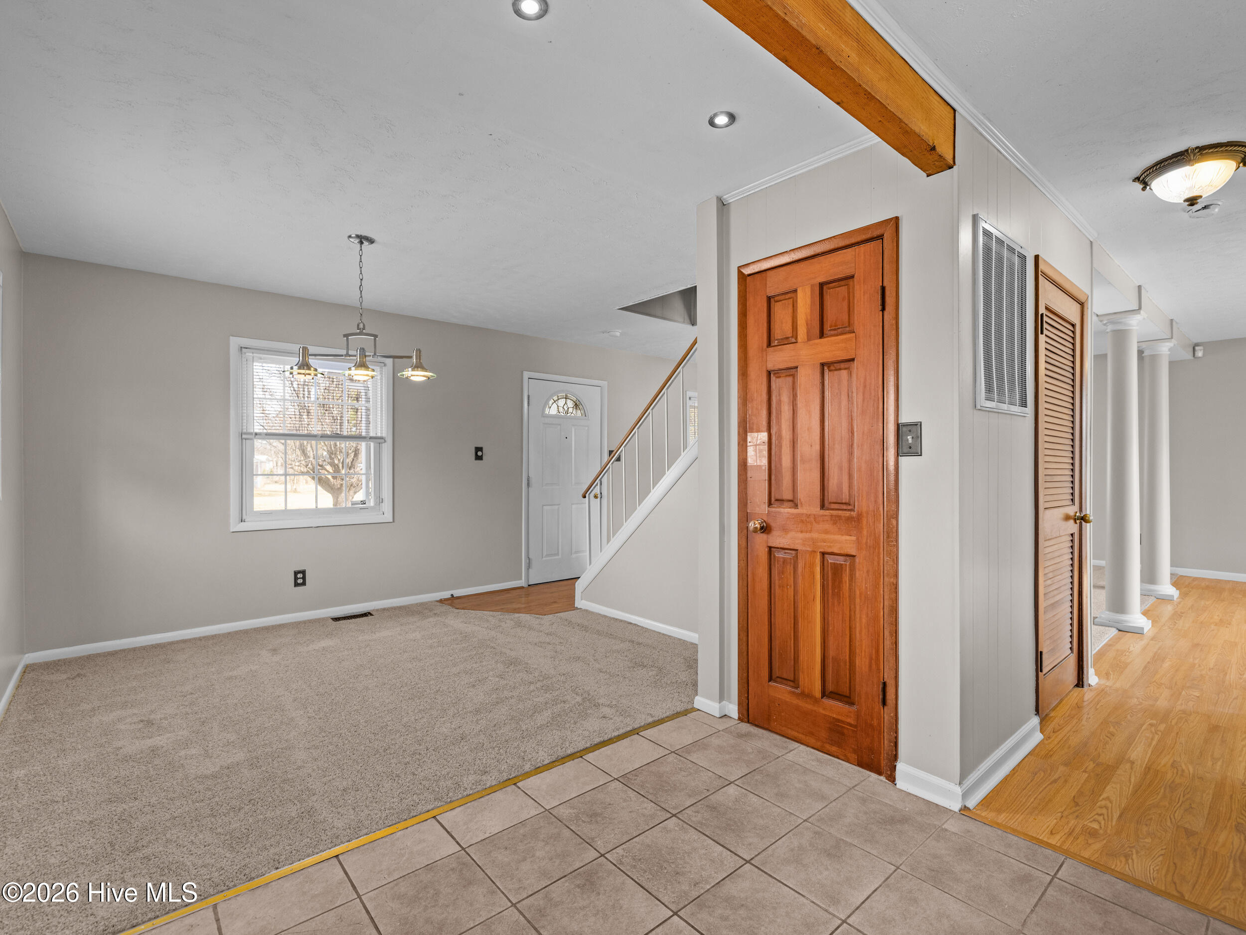 100552872 | Photo 21