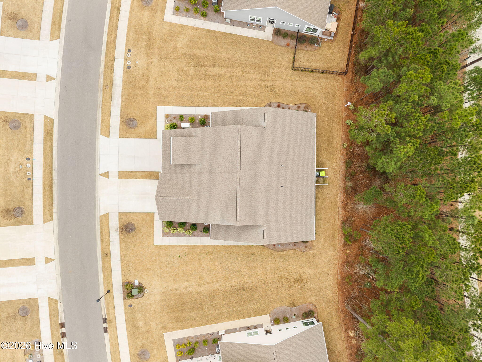 100558026 | Photo 58