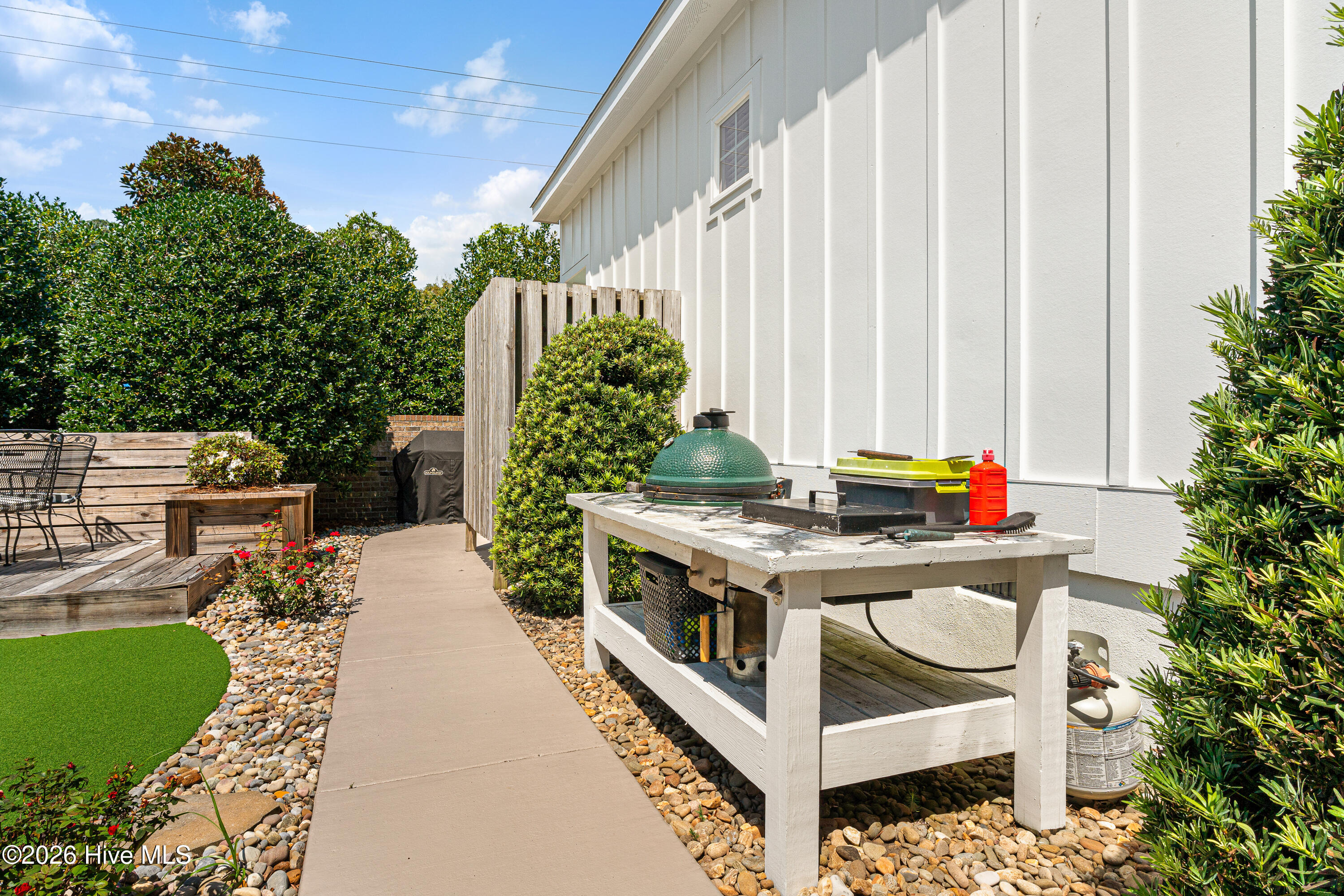 100 S 27th Street,Morehead City