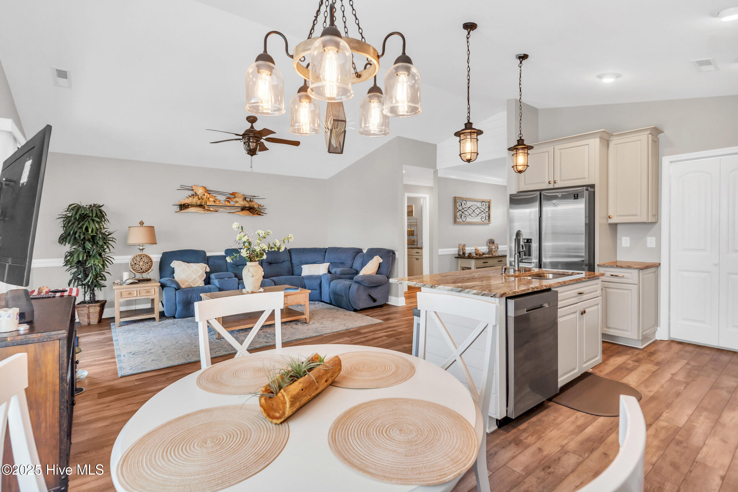 107 SW 25th Street, Oak Island, NC, 28465