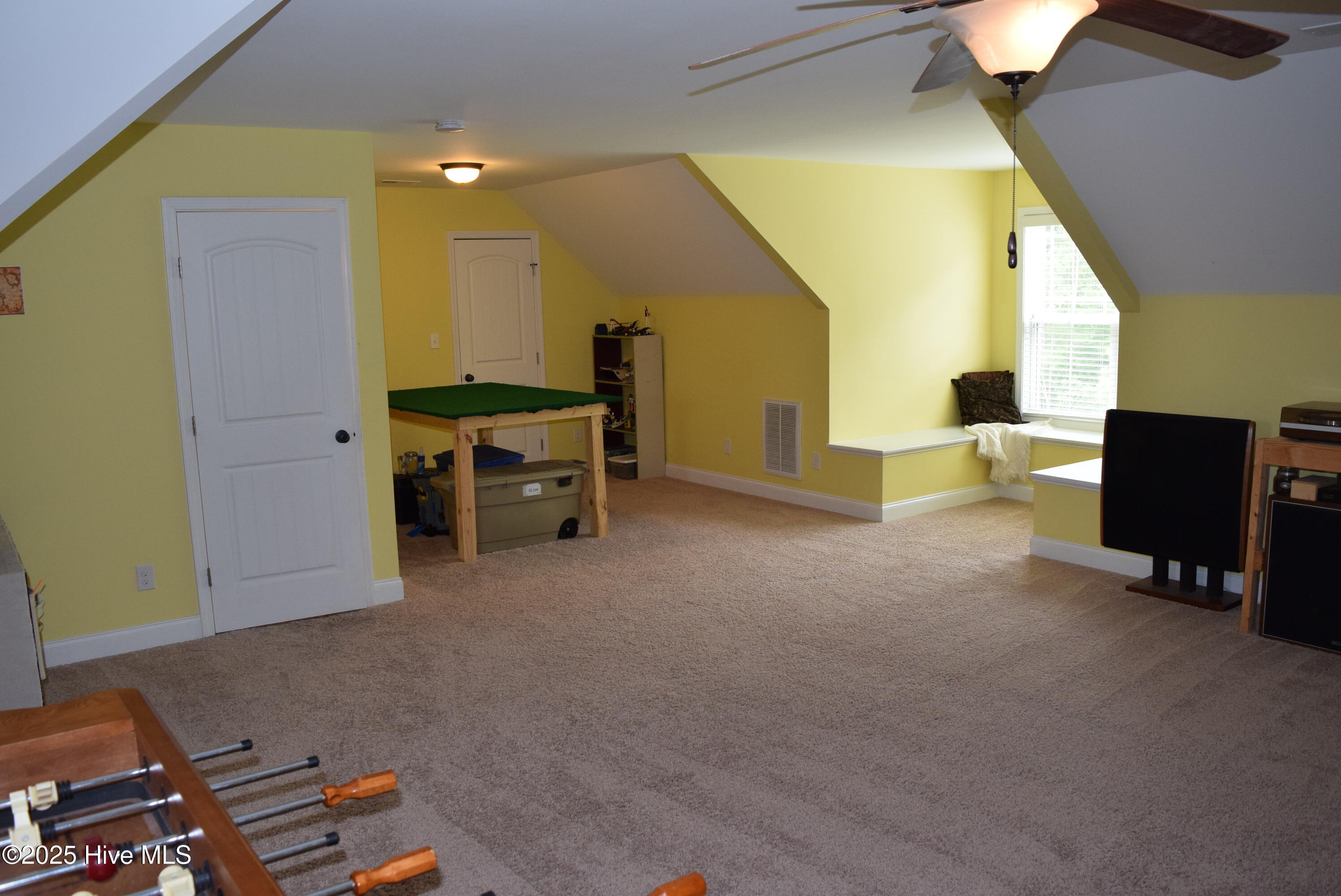 100566647 | Photo 47