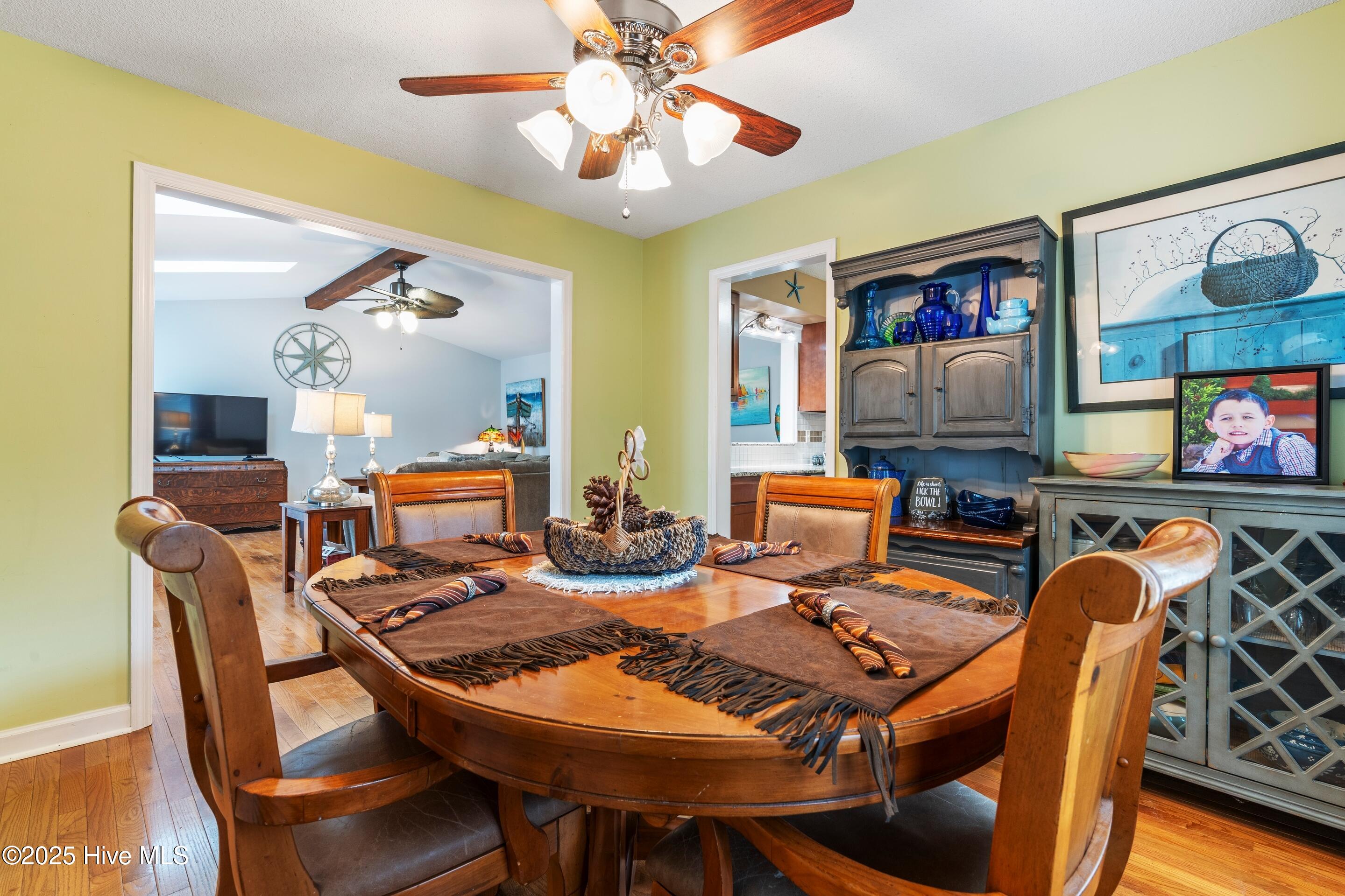 100543561 | Photo 15