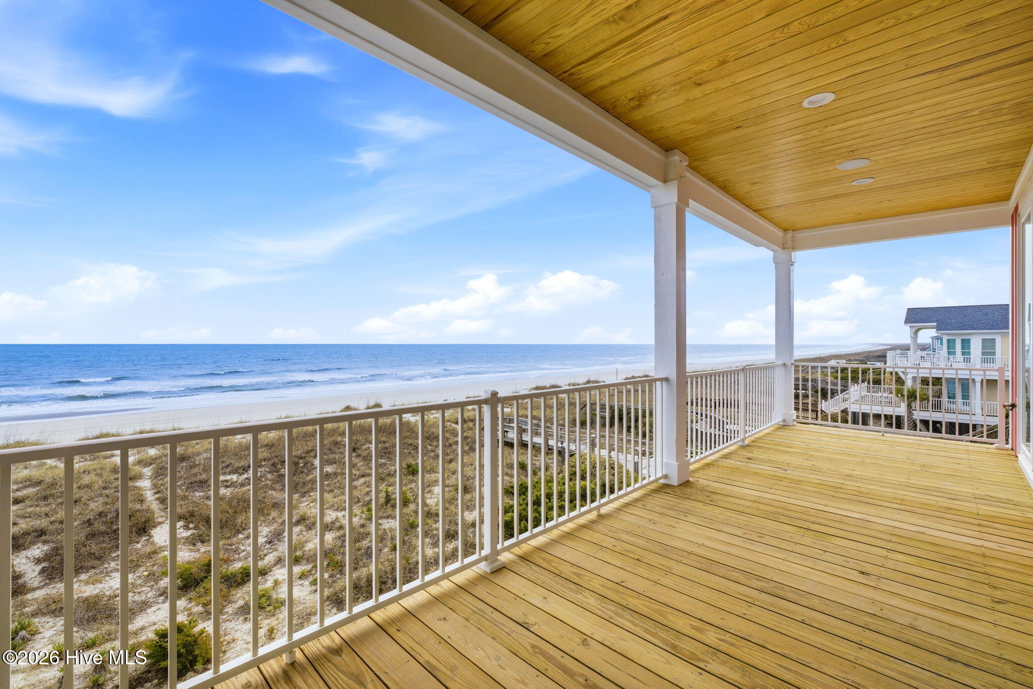 100564947 | Photo 48