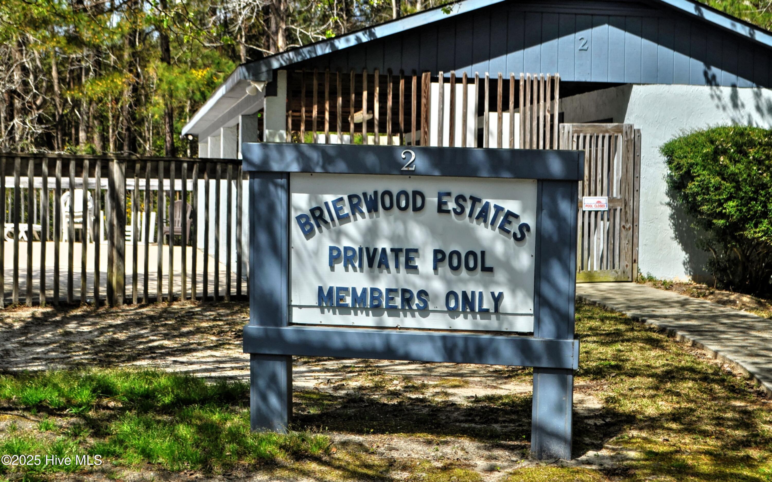 100546216 | Photo 50