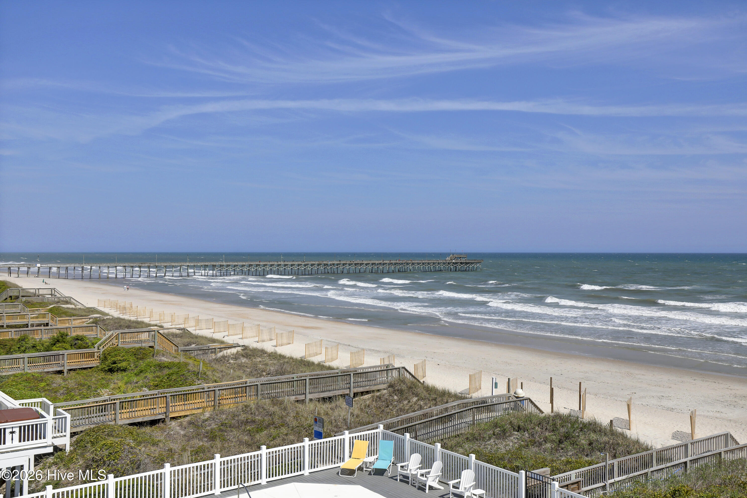 100568144 | Photo 17