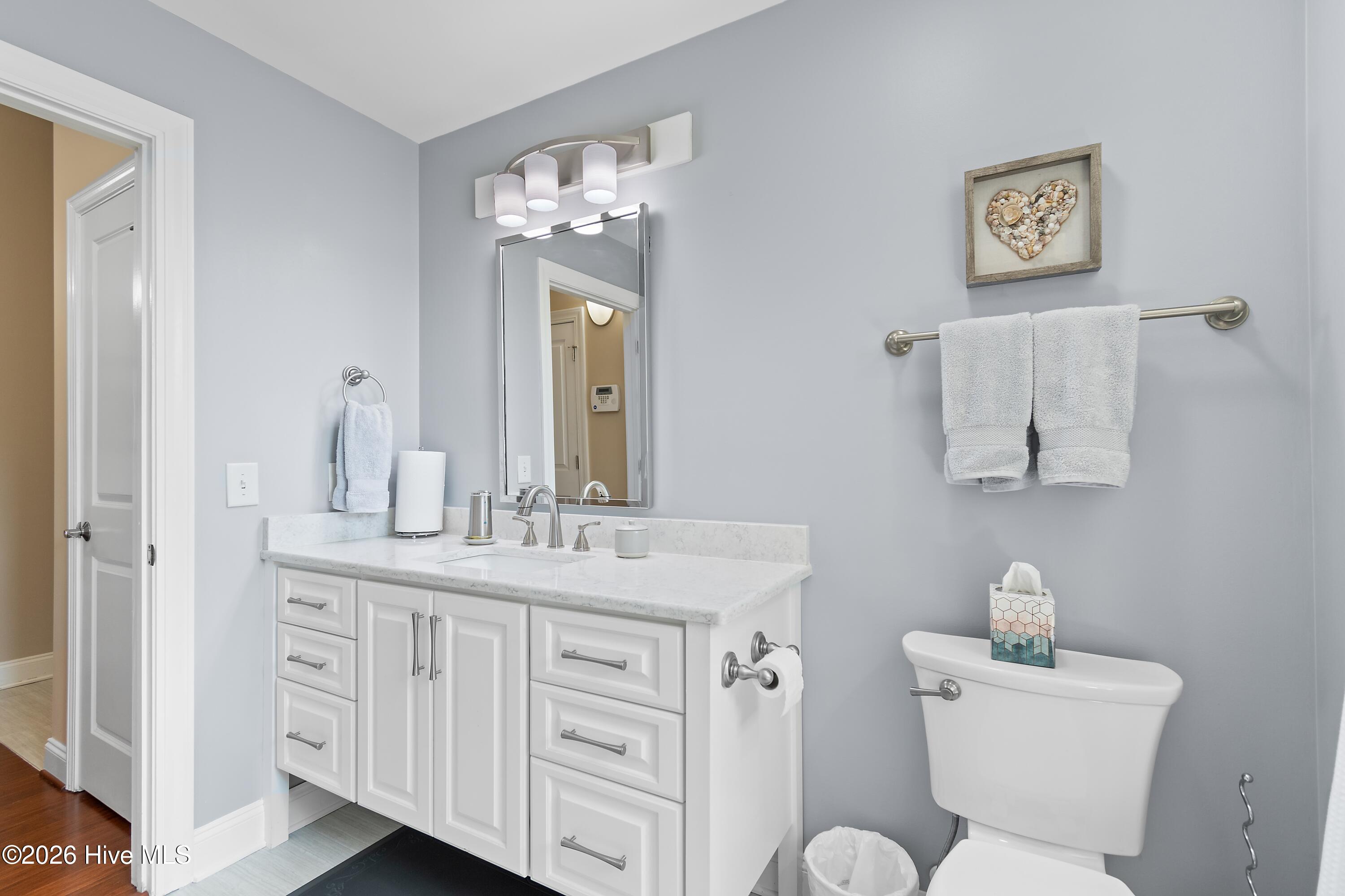 100567297 | Photo 31