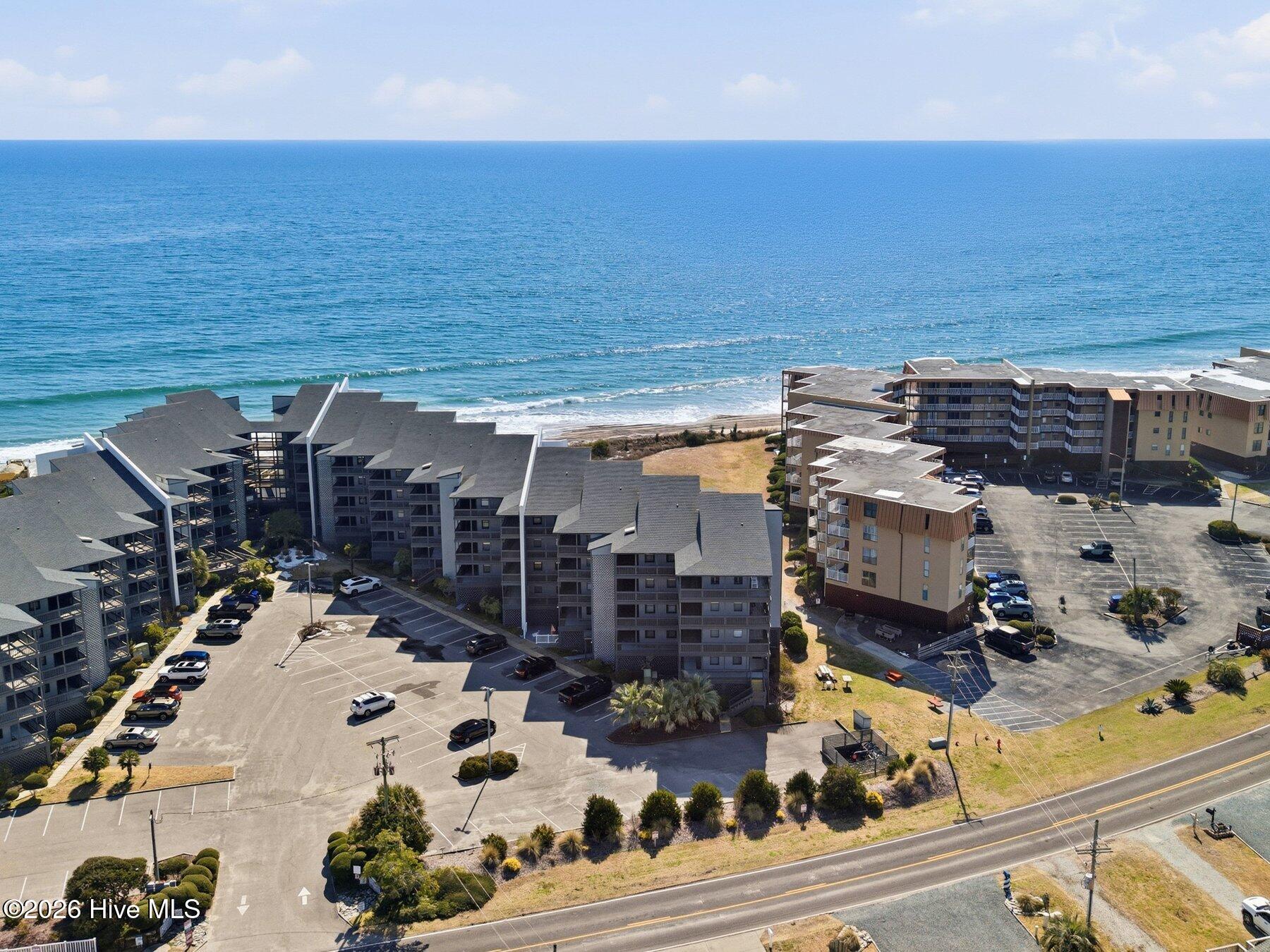 100558003 | Photo 10