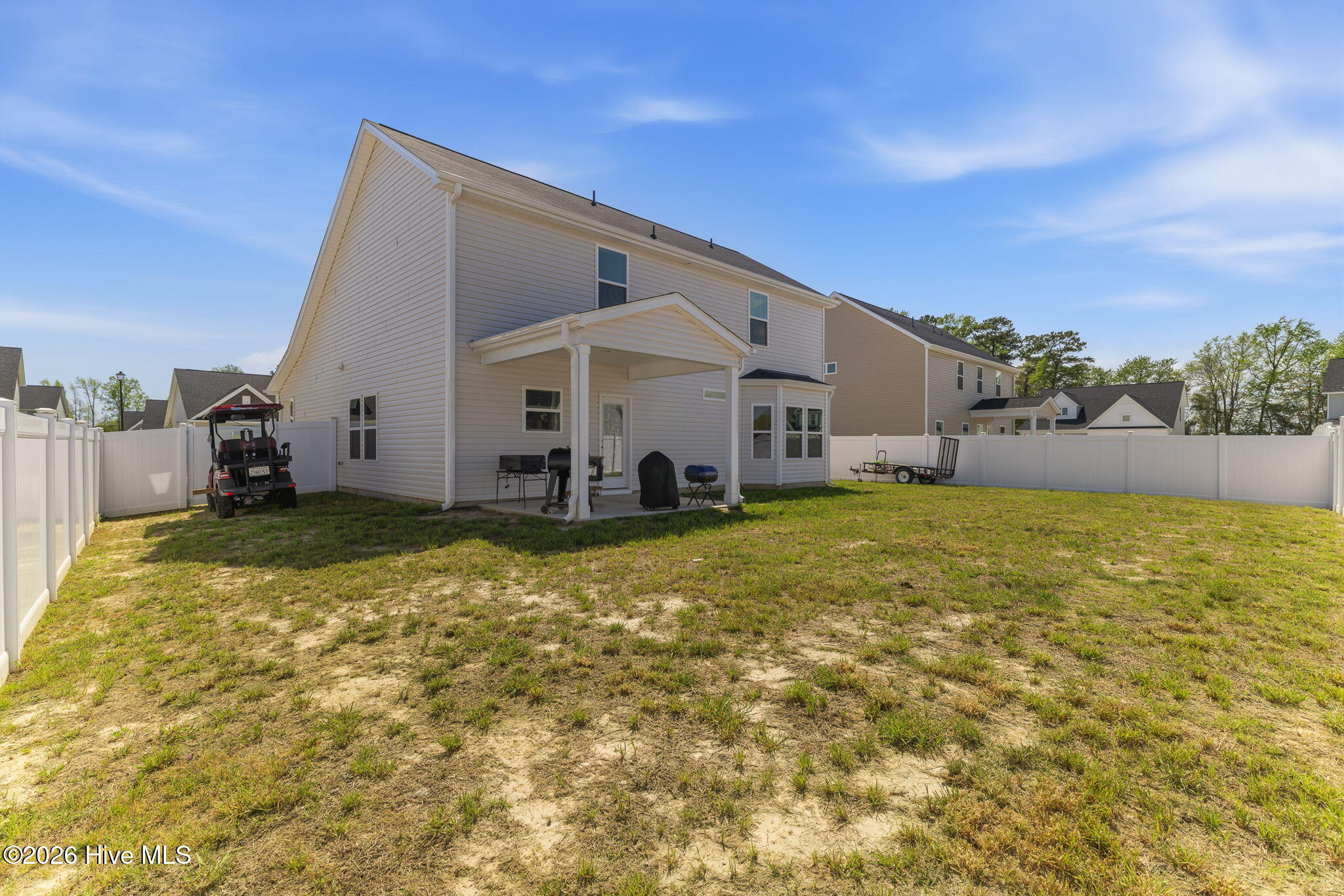 100566000 | Photo 43