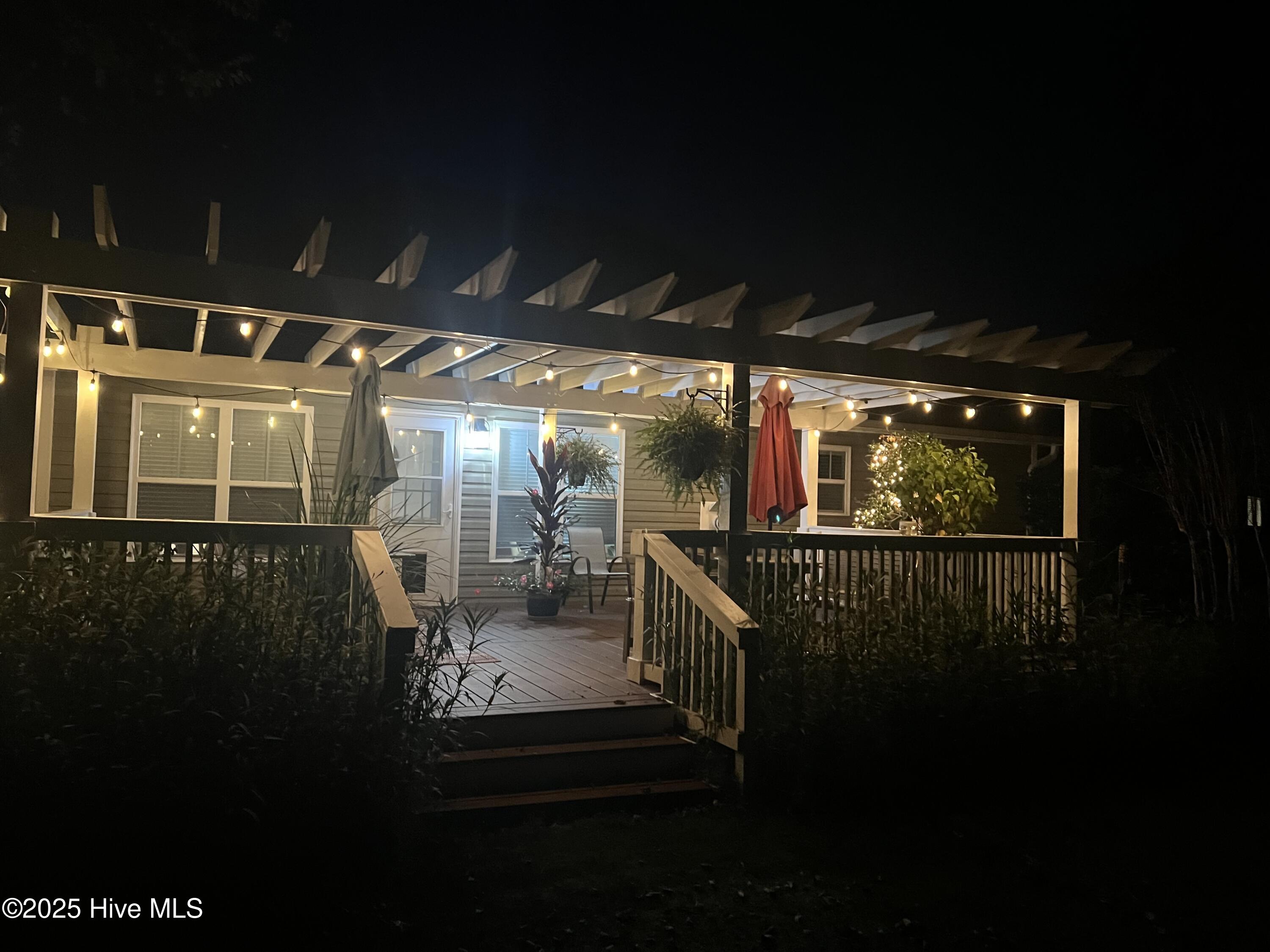 100539935 | Photo 34