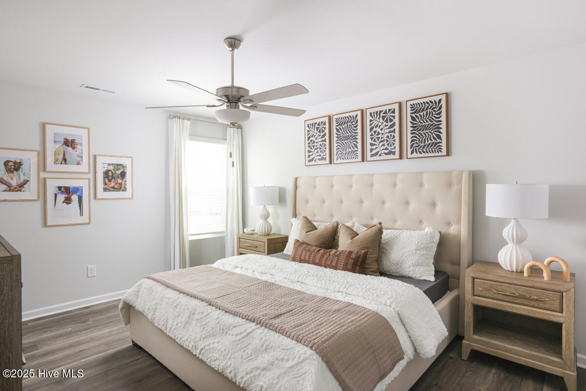 100525097 | Photo 19