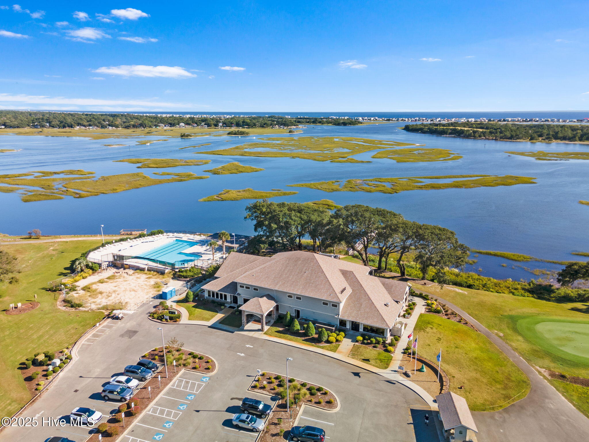 100530542 | Photo 60