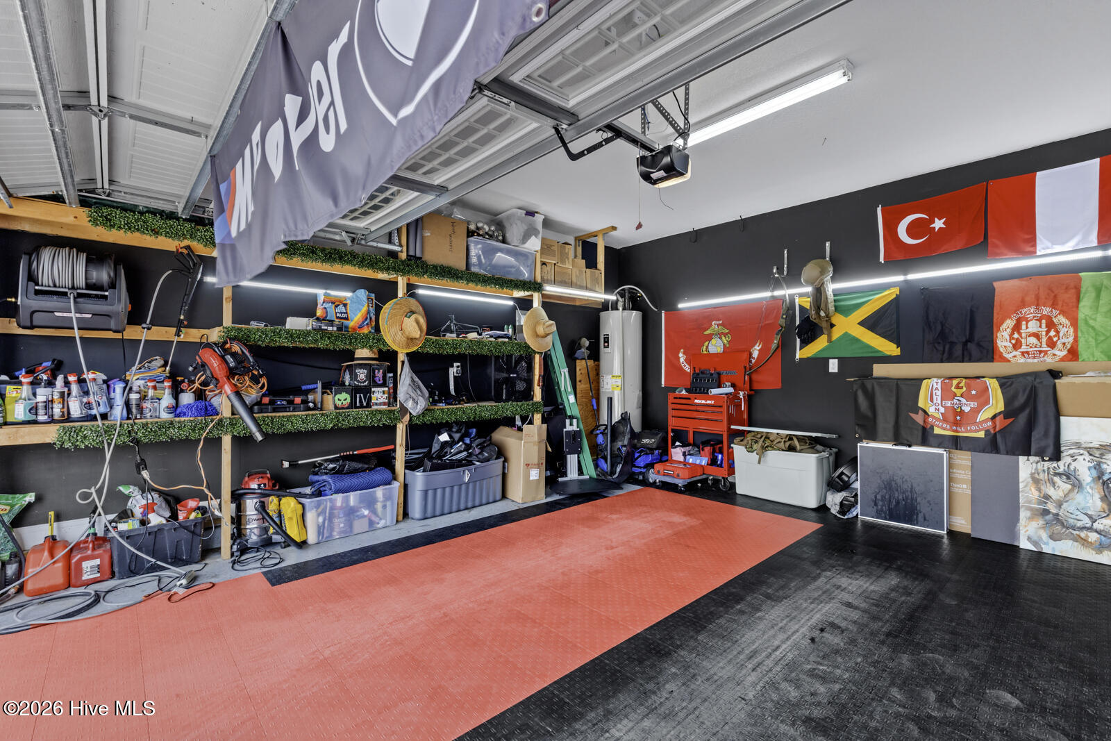 100558564 | Photo 24