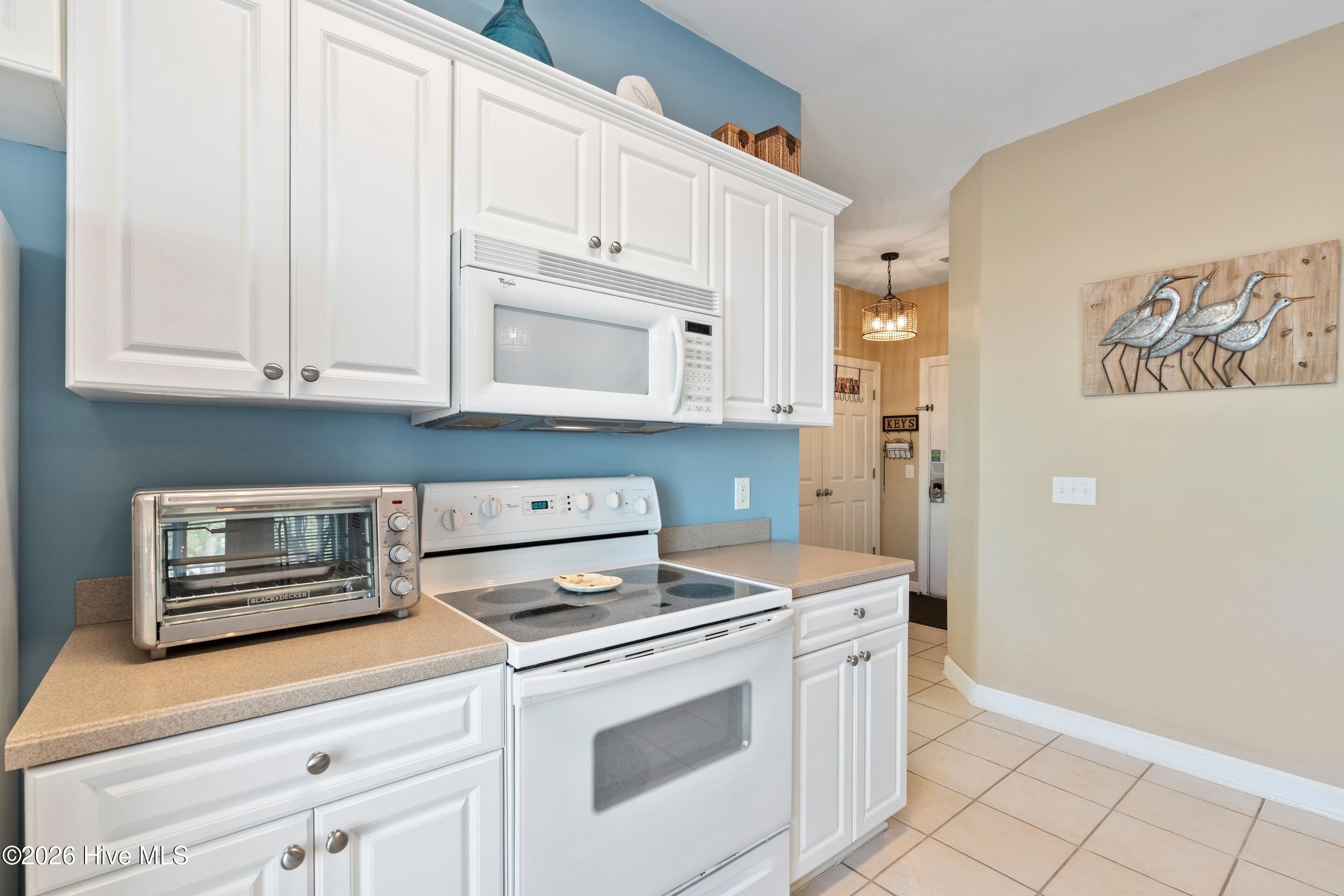 100548504 | Photo 36