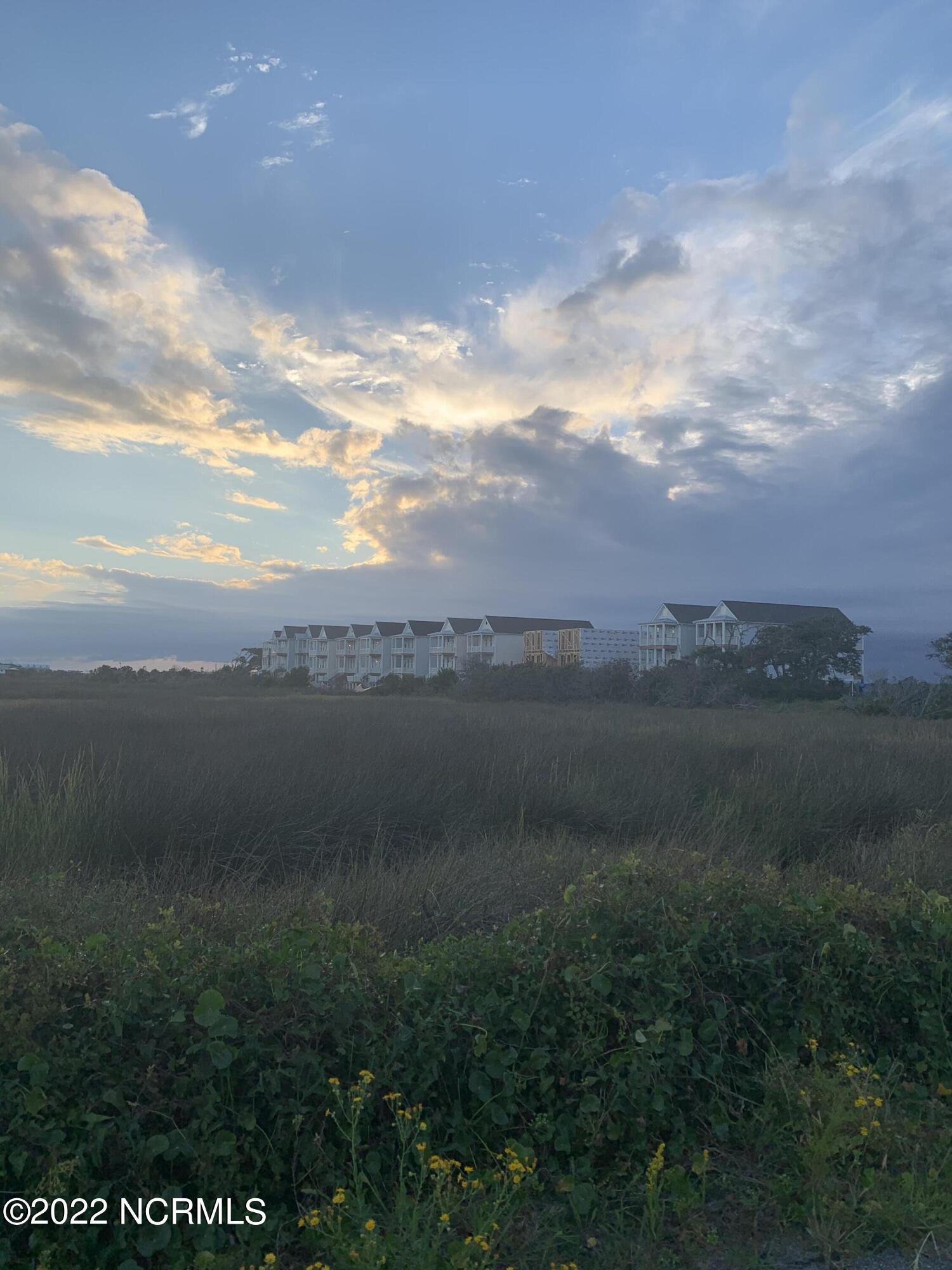 100496127 | Photo 52