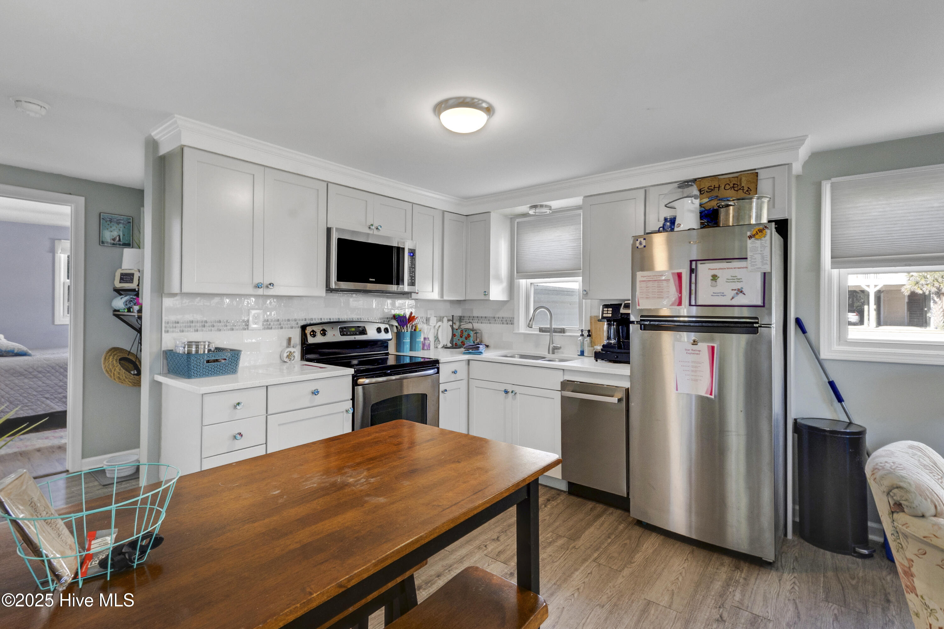 100541212 | Photo 38