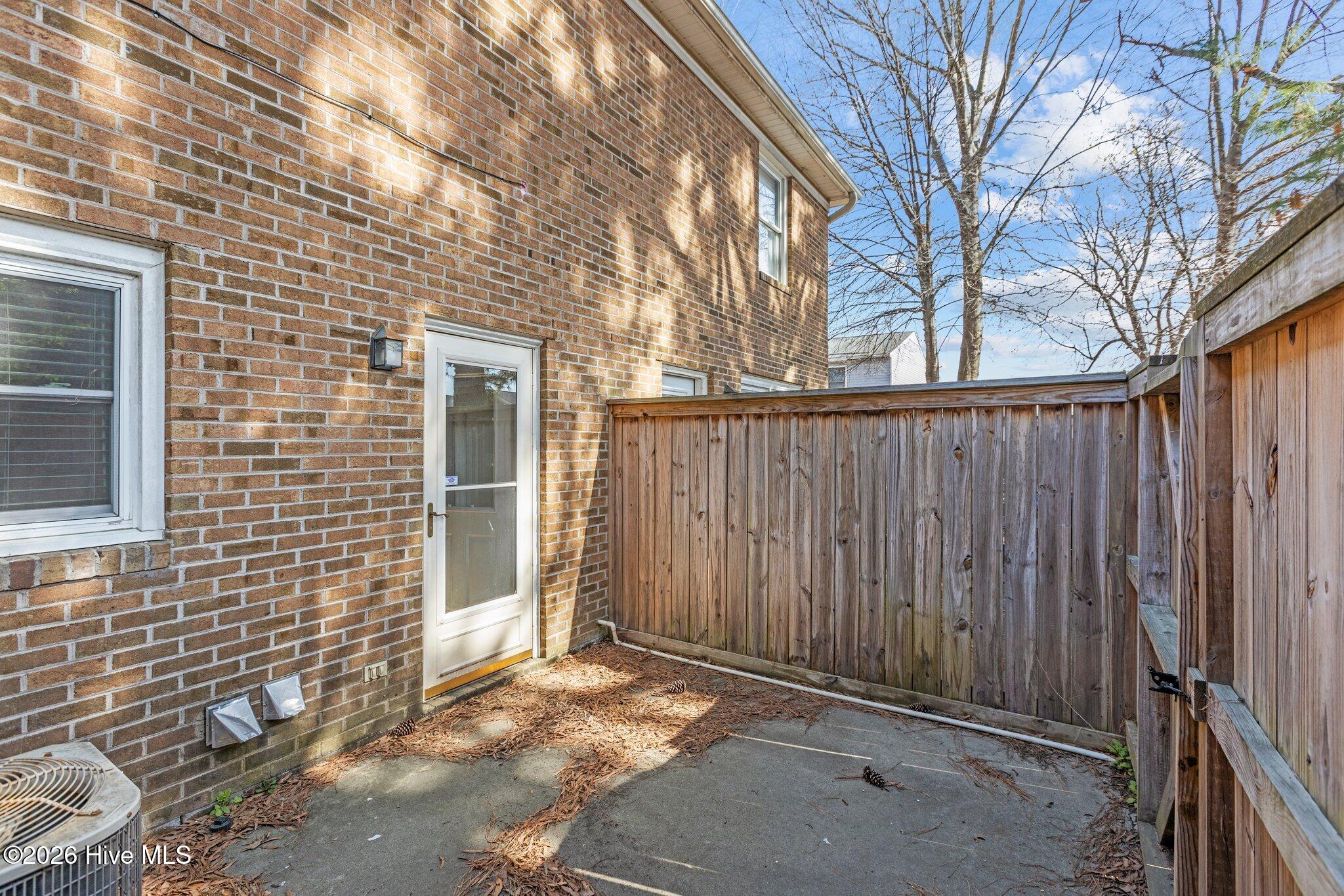 101 David Drive, #B15, Greenville, NC 27858 Listing Photo  7