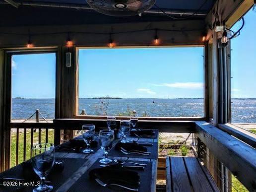 Local Dining - Olivers on the water