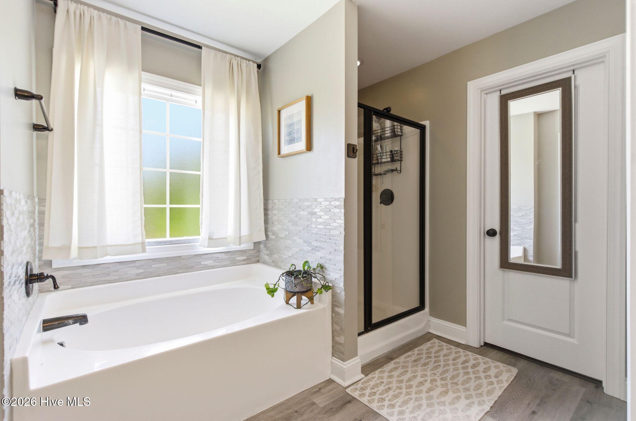 100568404 | Photo 39