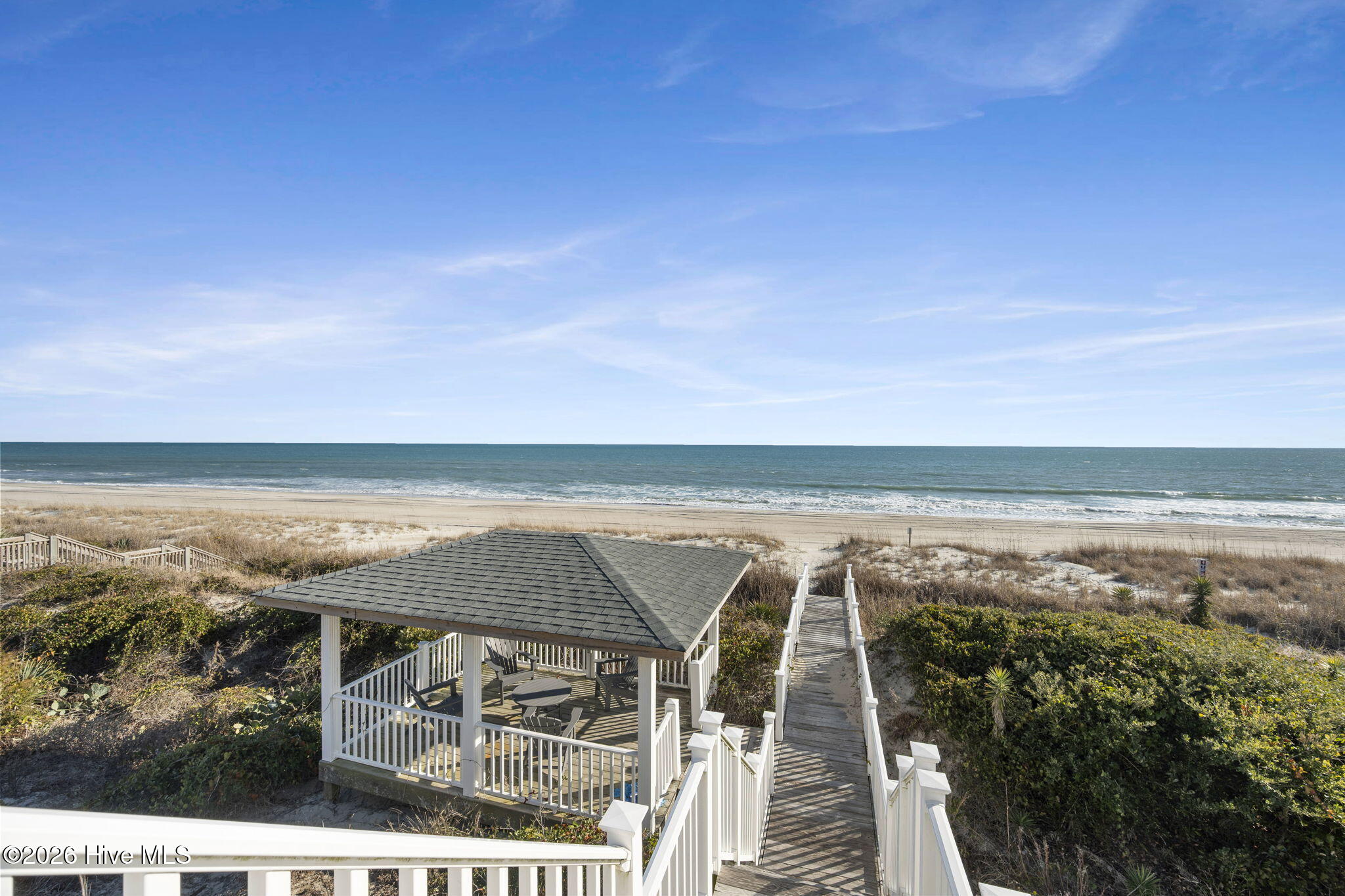 100552942 | Photo 61