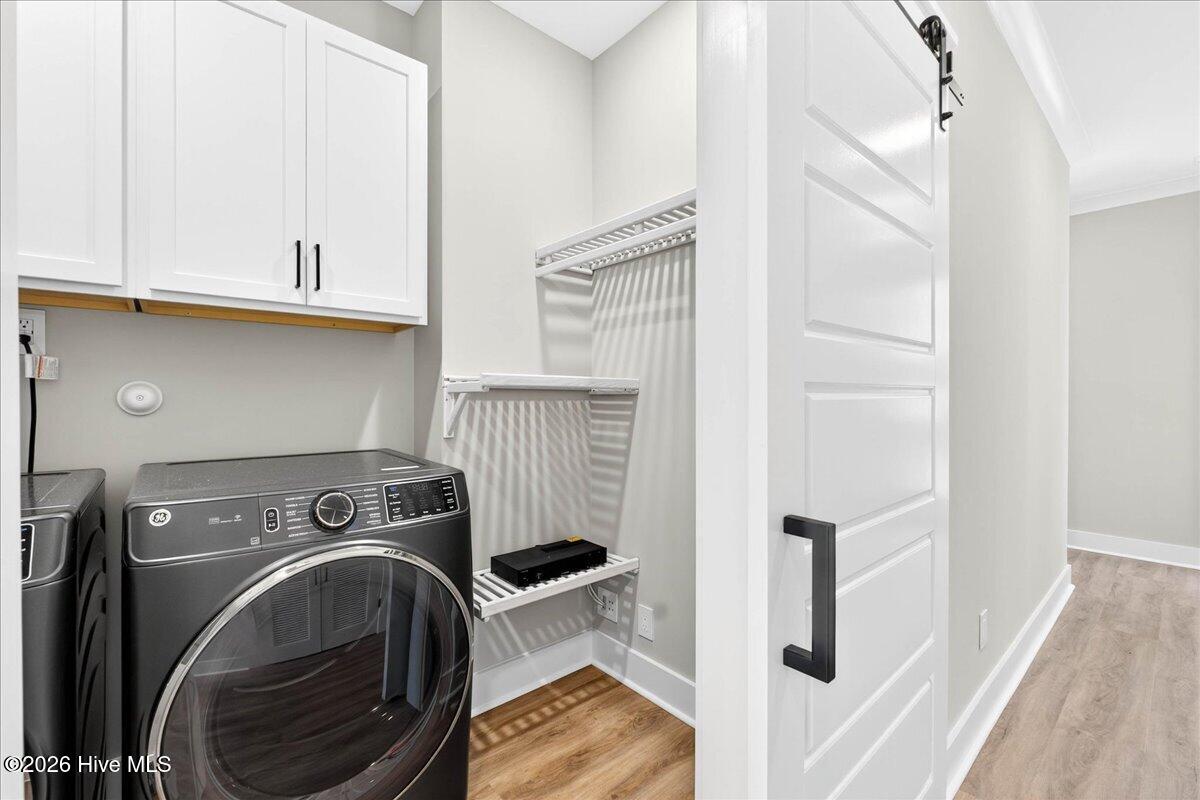 100562322 | Photo 13