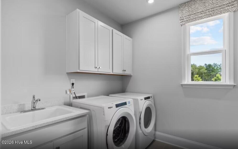 100557124 | Photo 28