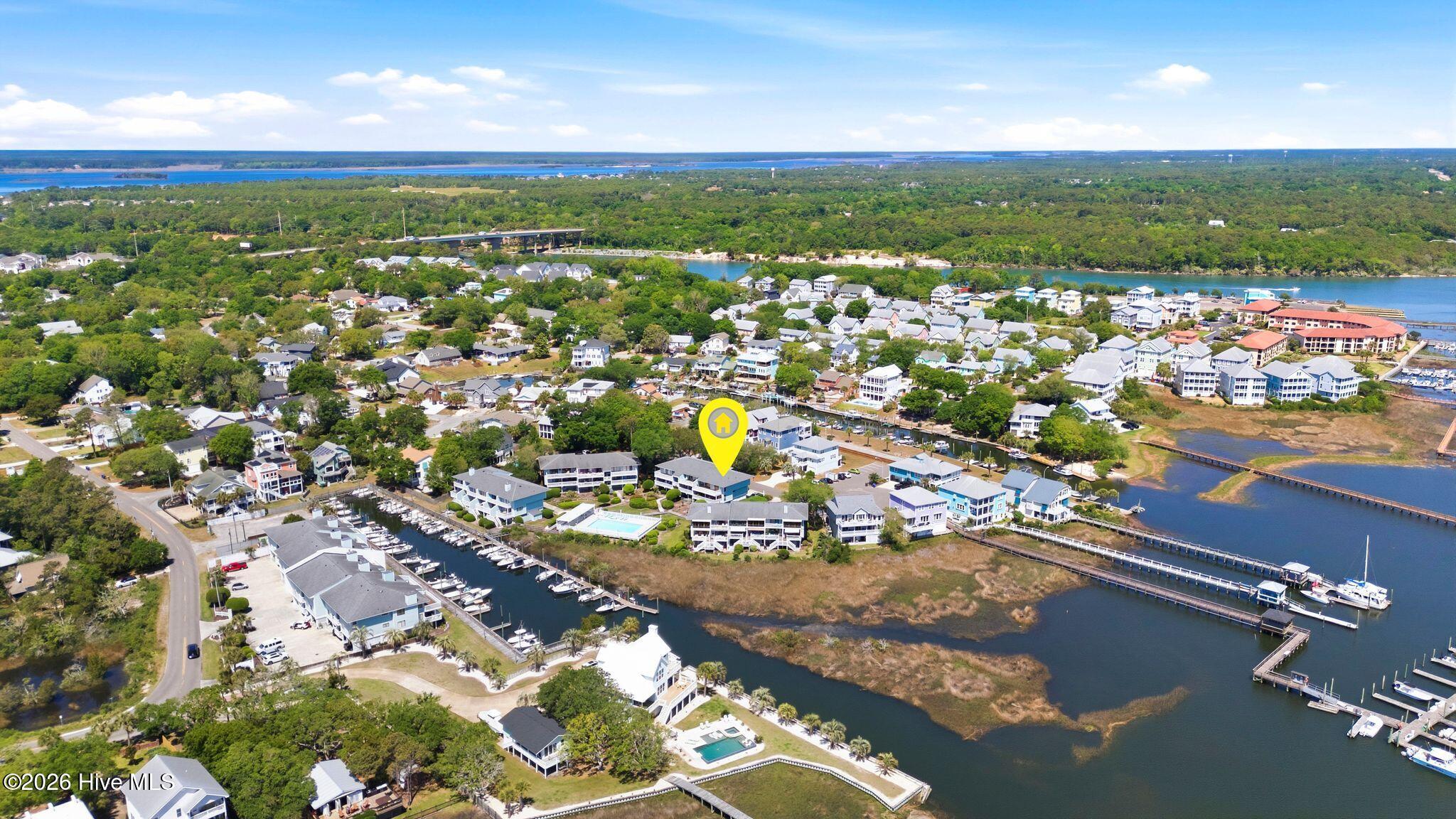 100568885 | Photo 54