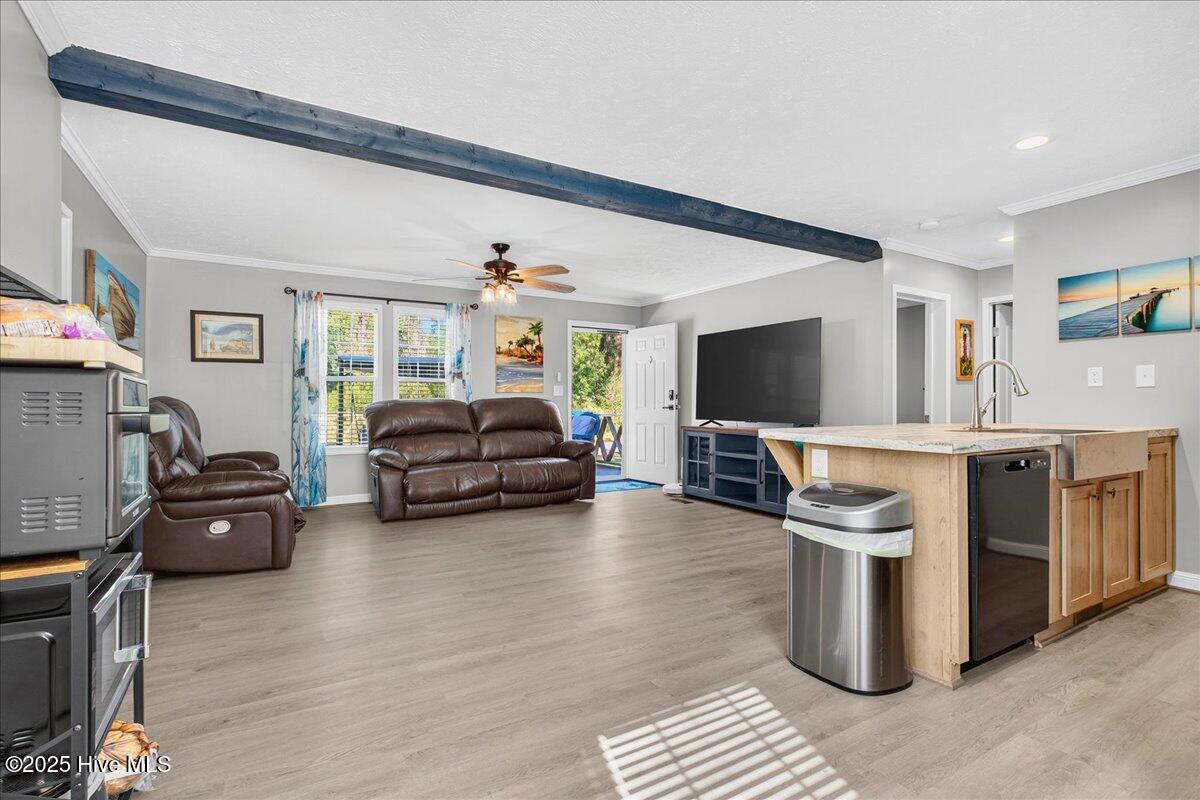 100539224 | Photo 16